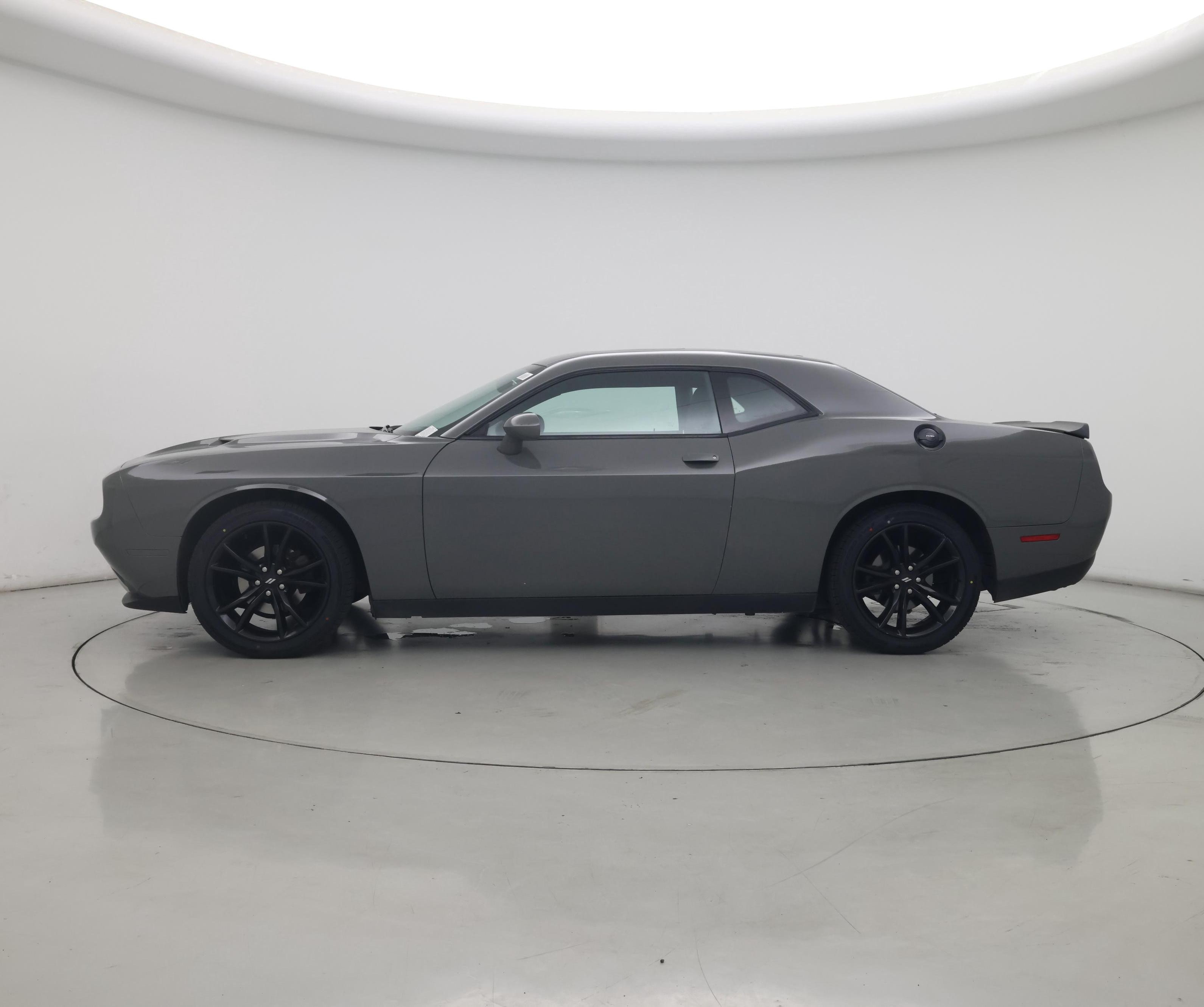 Thumbnail: 2018 Dodge Challenger - 3