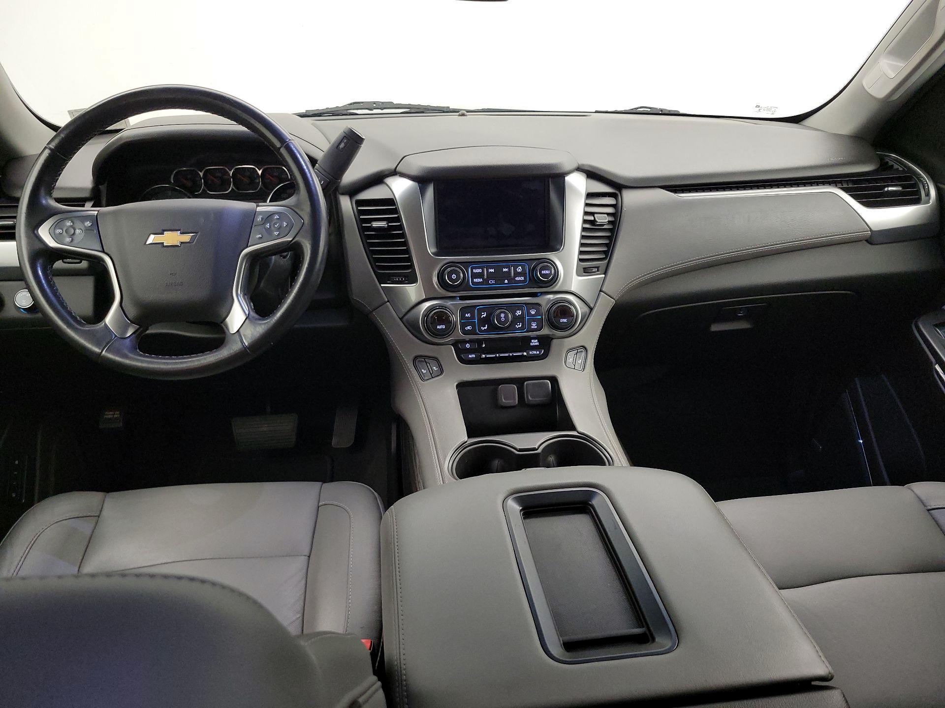 Thumbnail: 2019 Chevrolet Suburban - 9