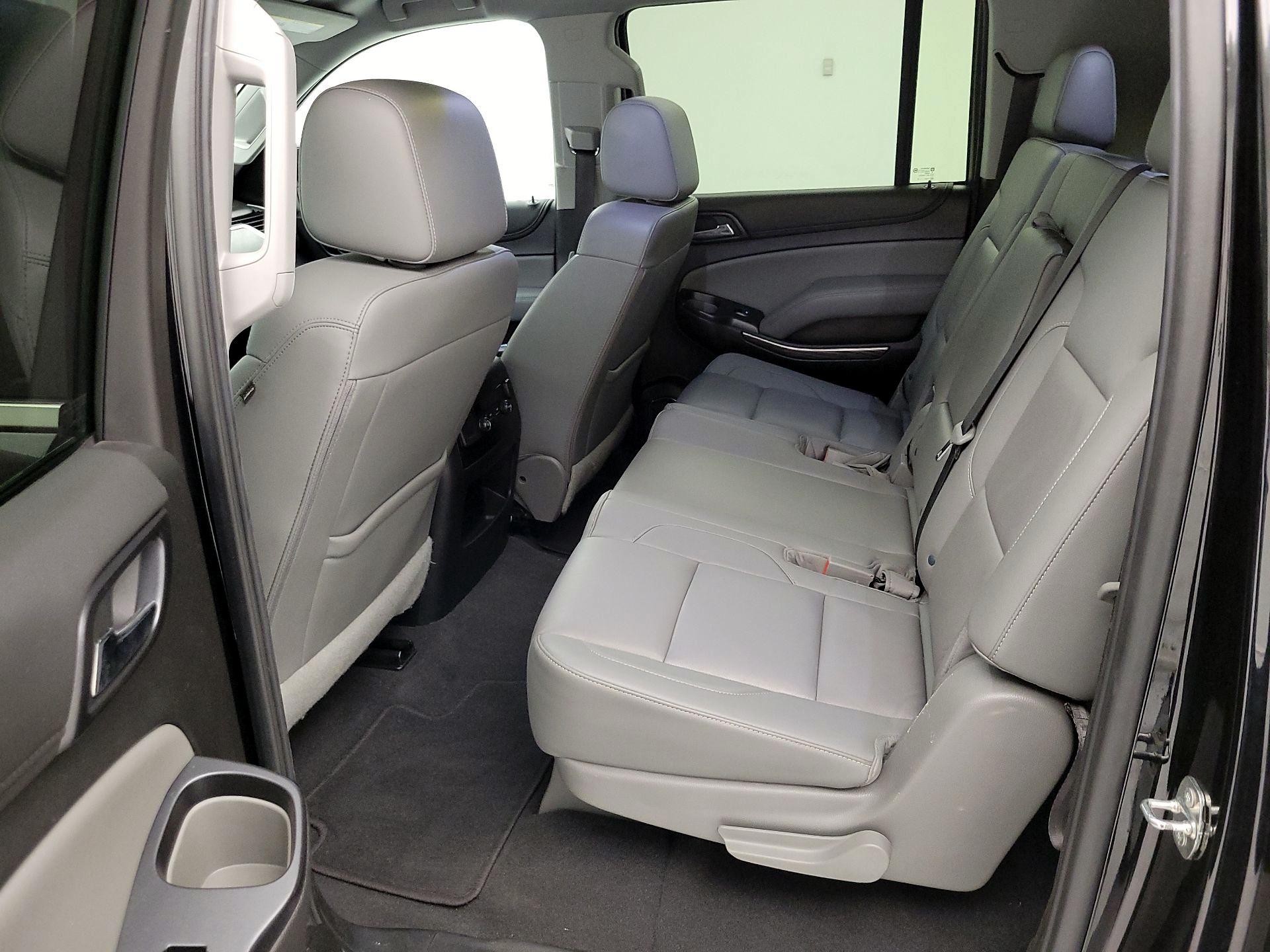 Thumbnail: 2019 Chevrolet Suburban - 18