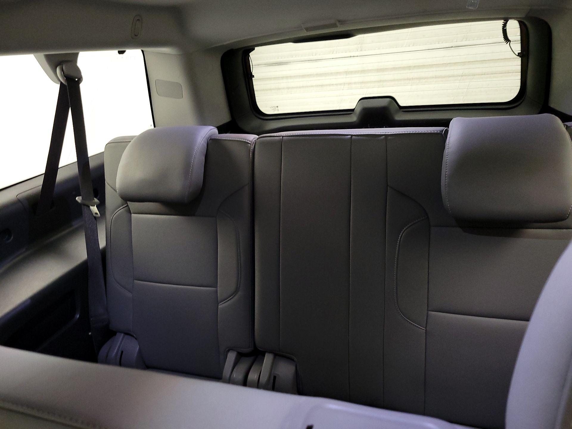 Thumbnail: 2019 Chevrolet Suburban - 19