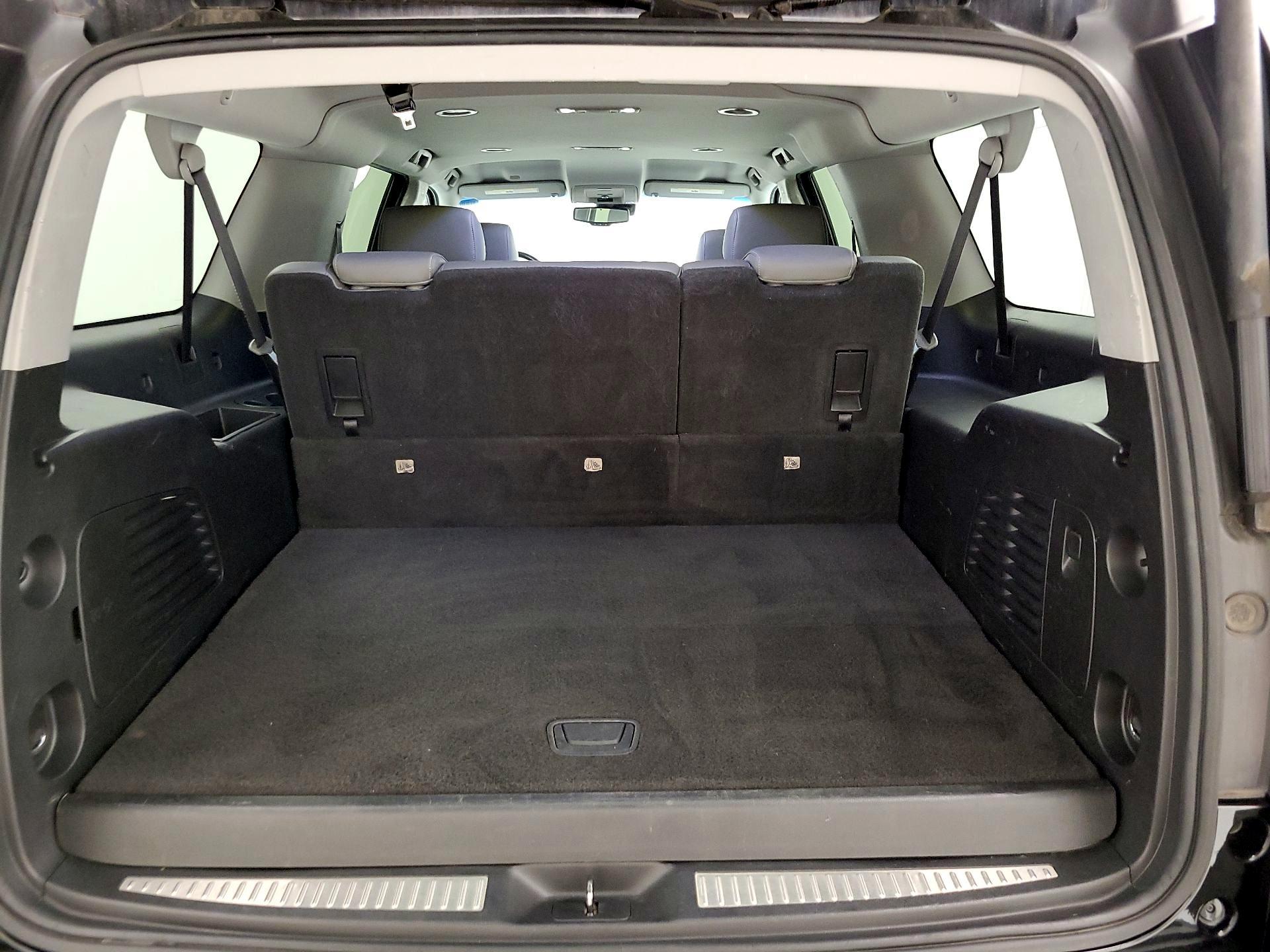 Thumbnail: 2019 Chevrolet Suburban - 20