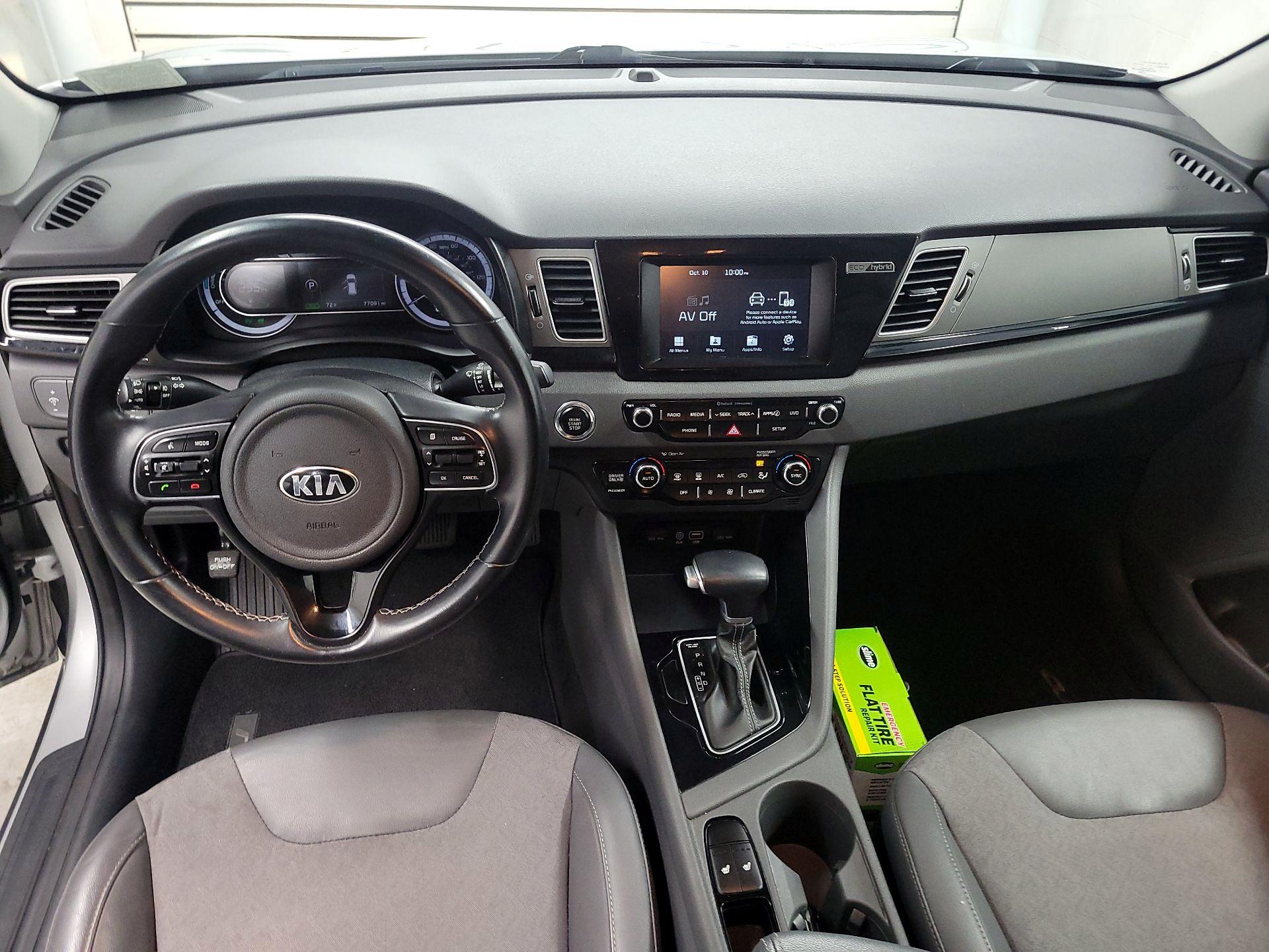 Thumbnail: 2018 Kia Niro - 9