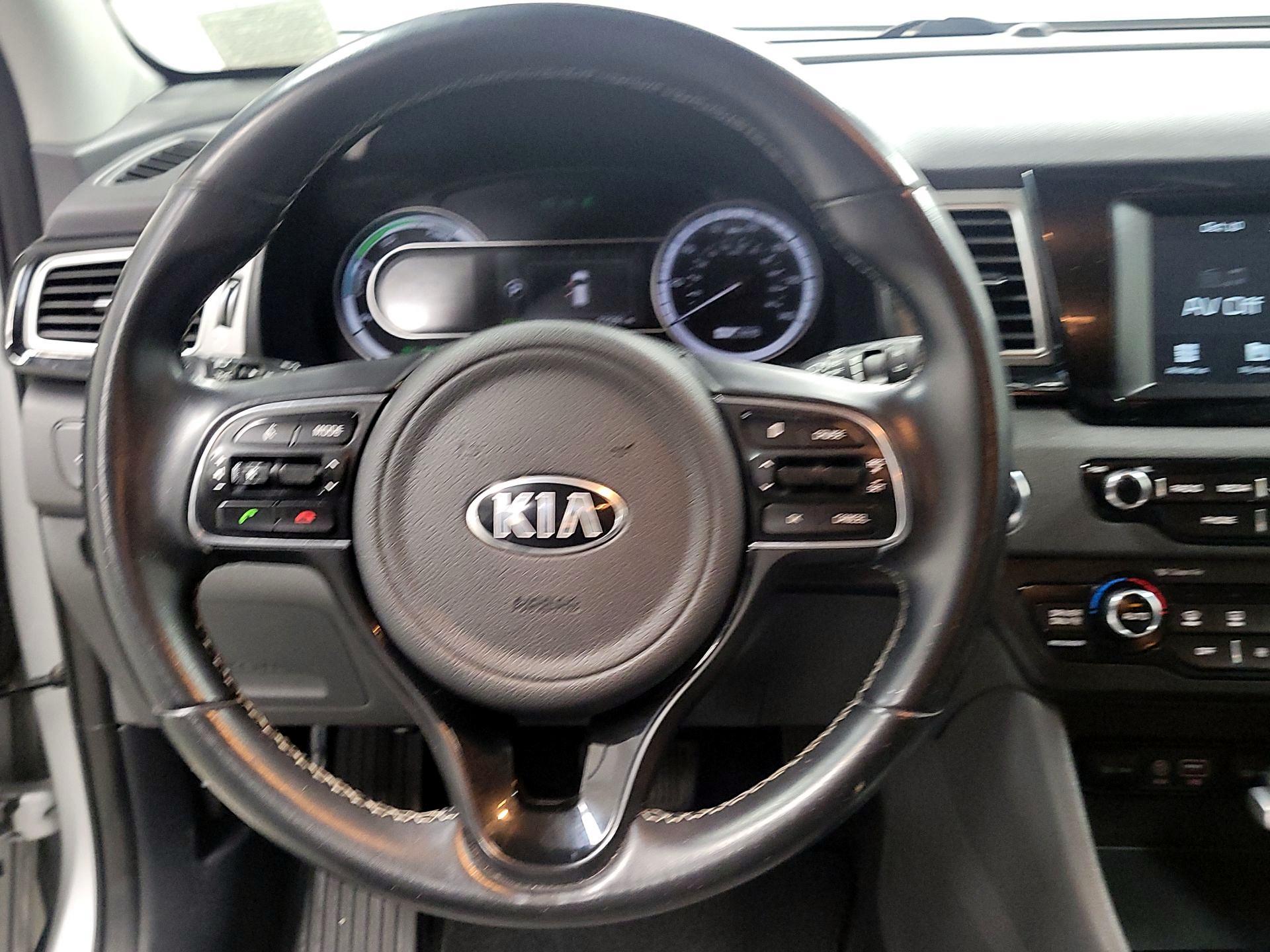 Thumbnail: 2018 Kia Niro - 10