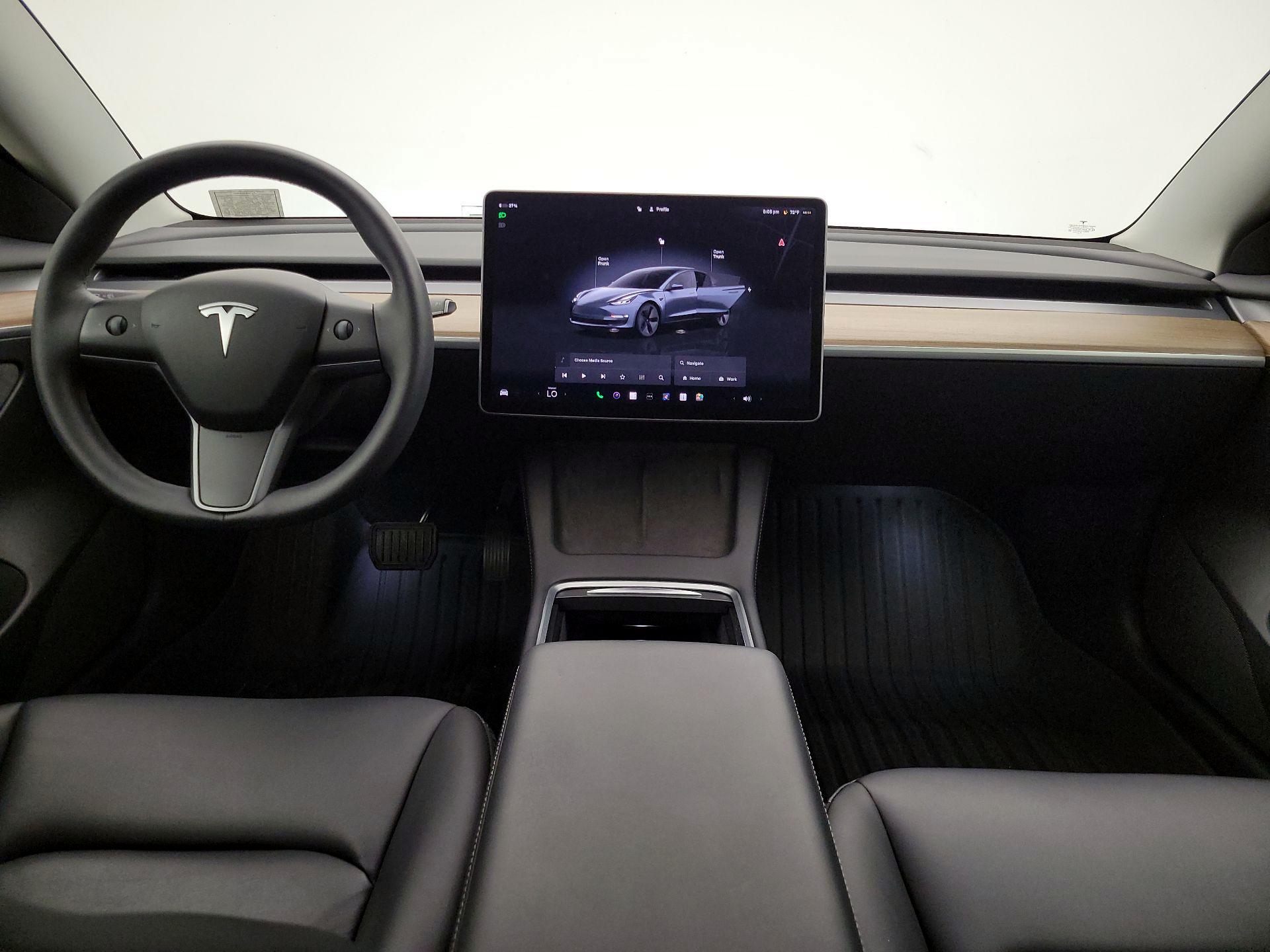 Thumbnail: 2022 Tesla Model 3 - 9