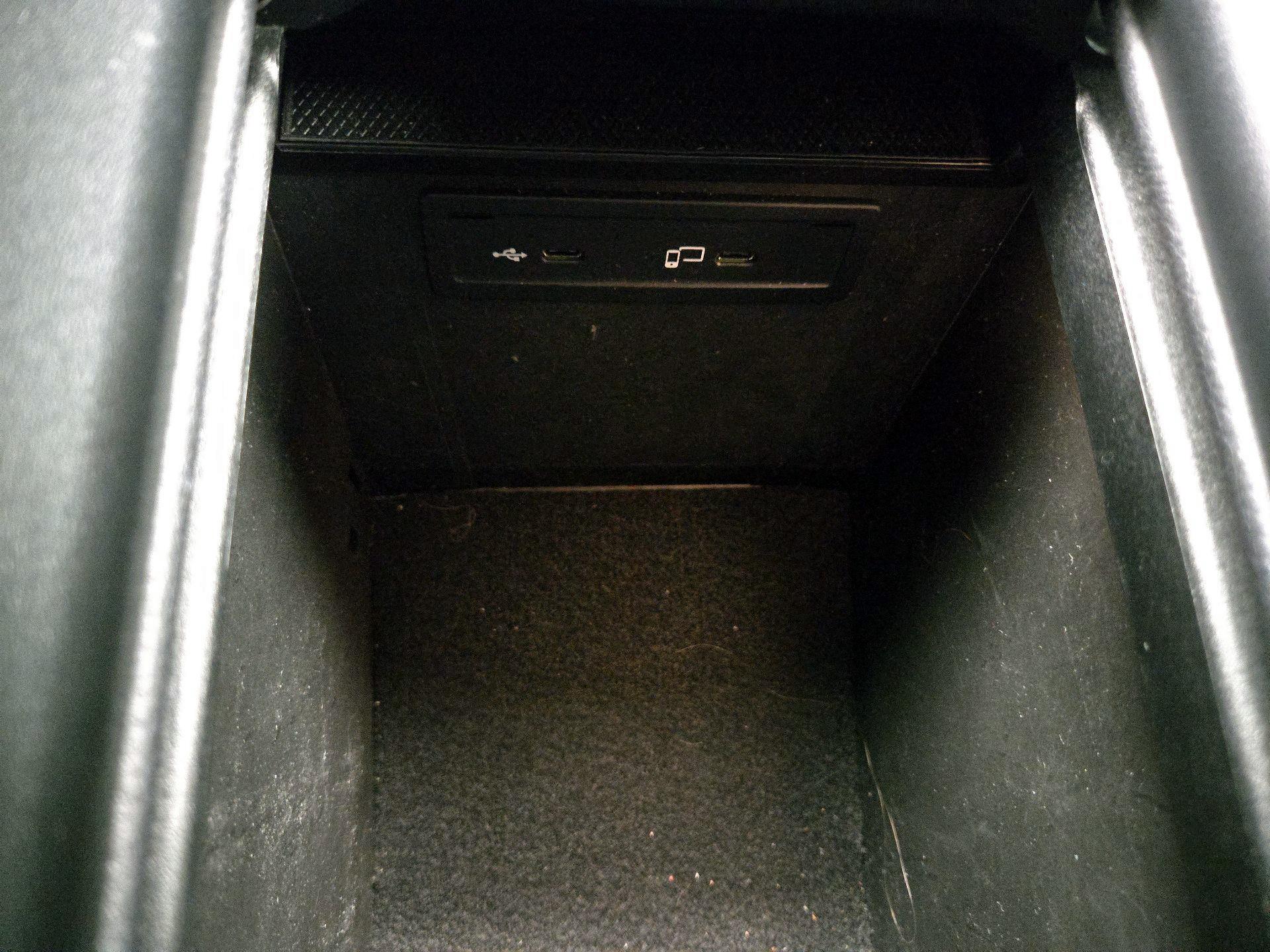 Thumbnail: 2022 Mercedes-Benz GLC - 18