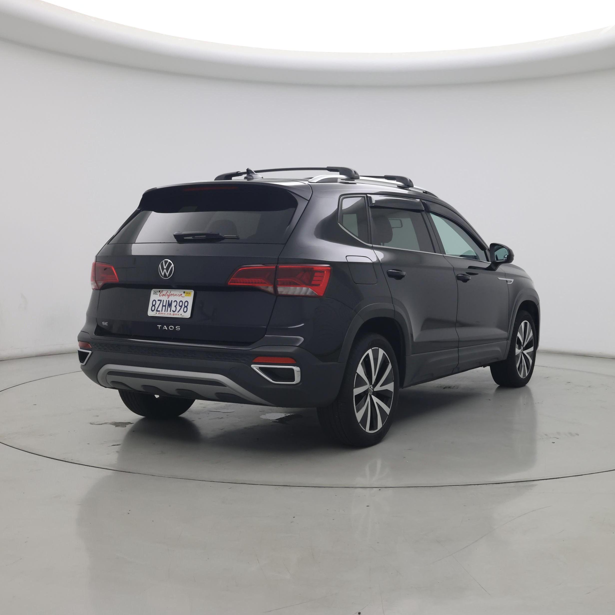 Thumbnail: 2022 Volkswagen Taos - 8