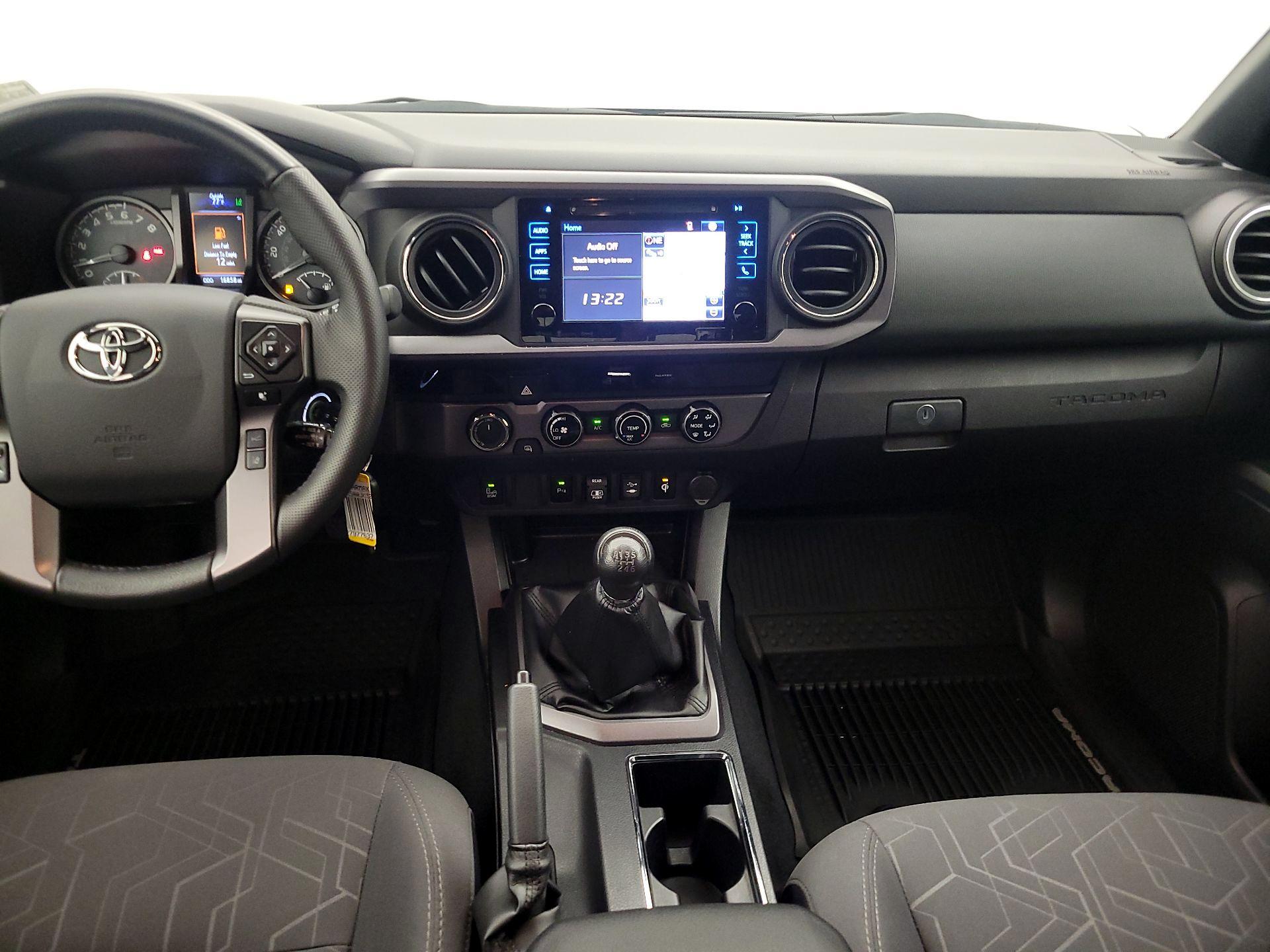 Thumbnail: 2018 Toyota Tacoma - 9