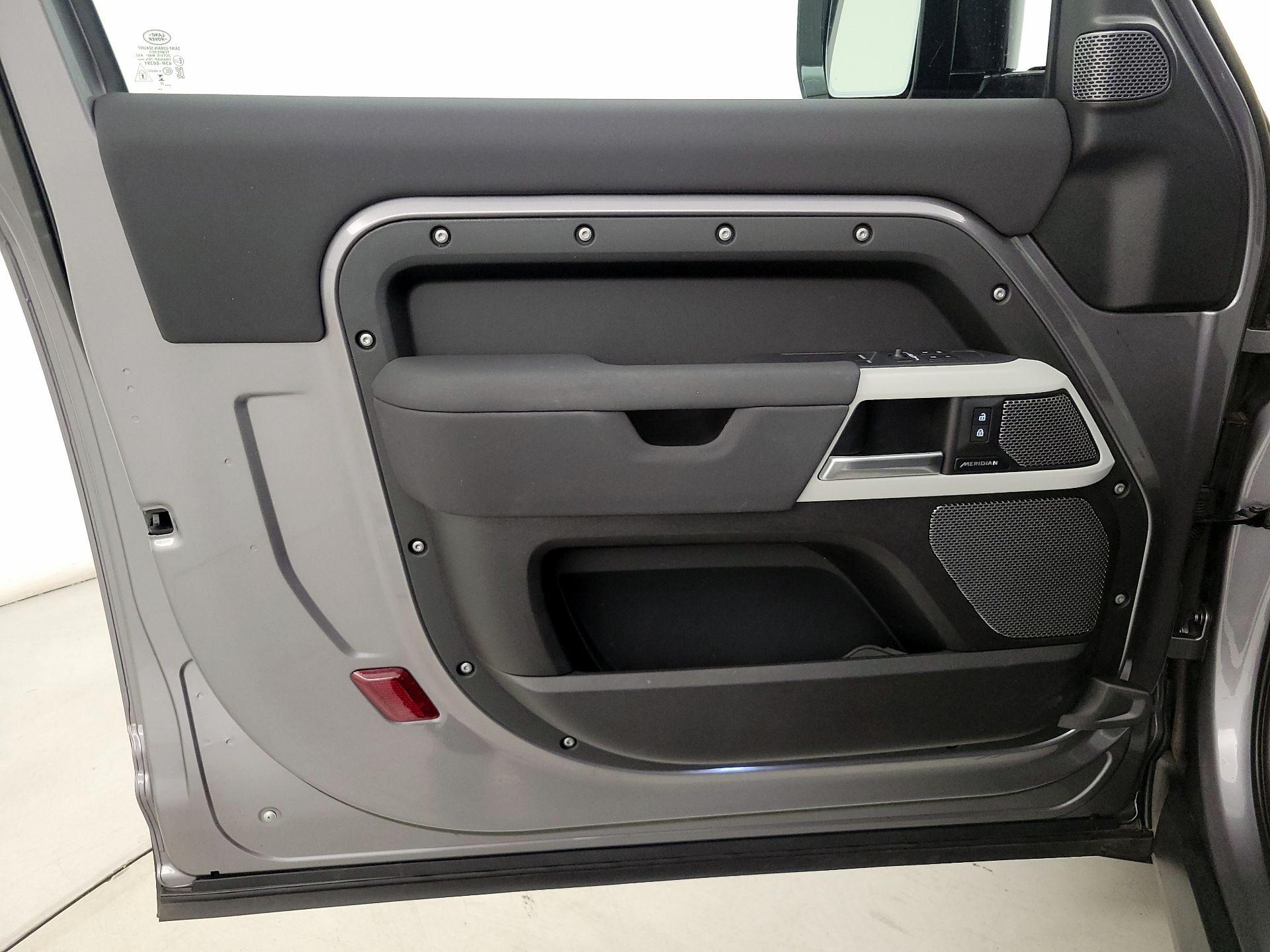 Thumbnail: 2023 Land Rover Defender - 12
