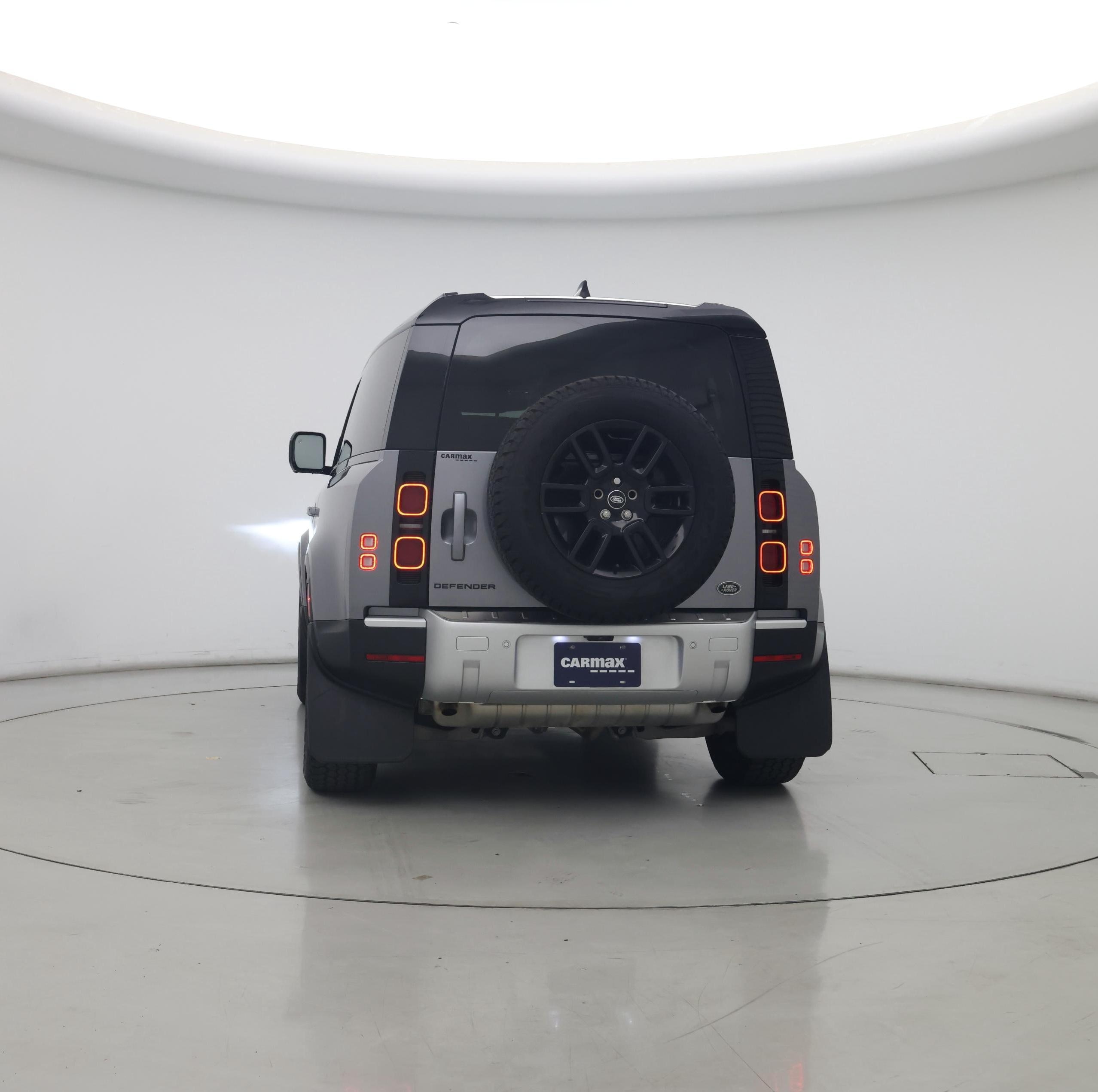 Thumbnail: 2023 Land Rover Defender - 6