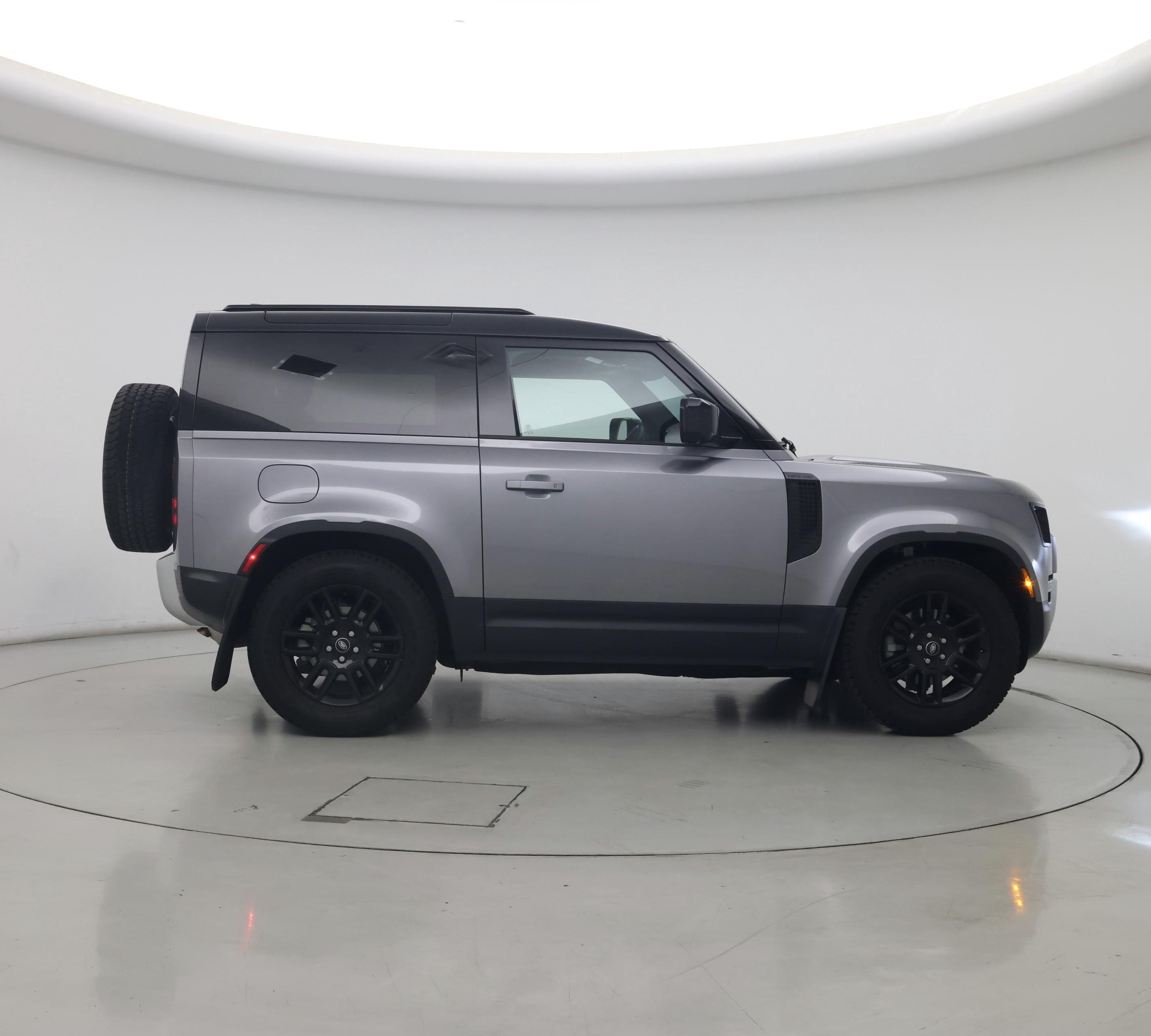 Thumbnail: 2023 Land Rover Defender - 7
