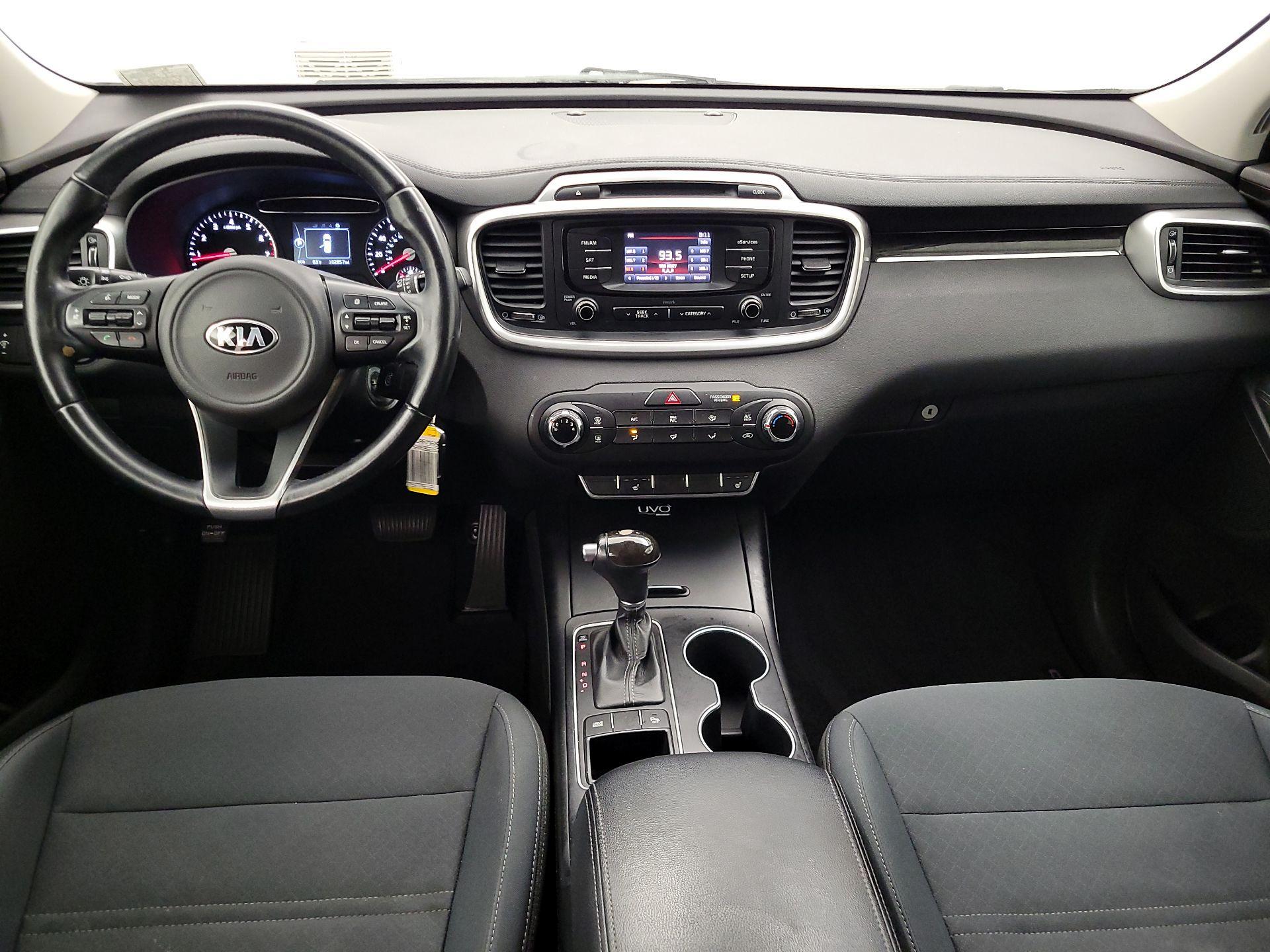 Thumbnail: 2016 Kia Sorento - 9