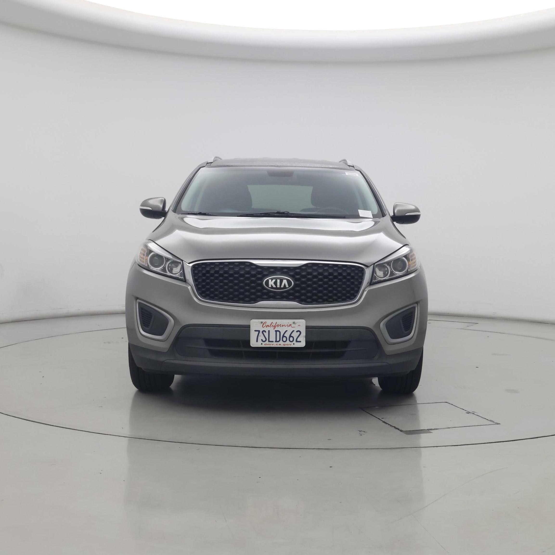 Thumbnail: 2016 Kia Sorento - 5