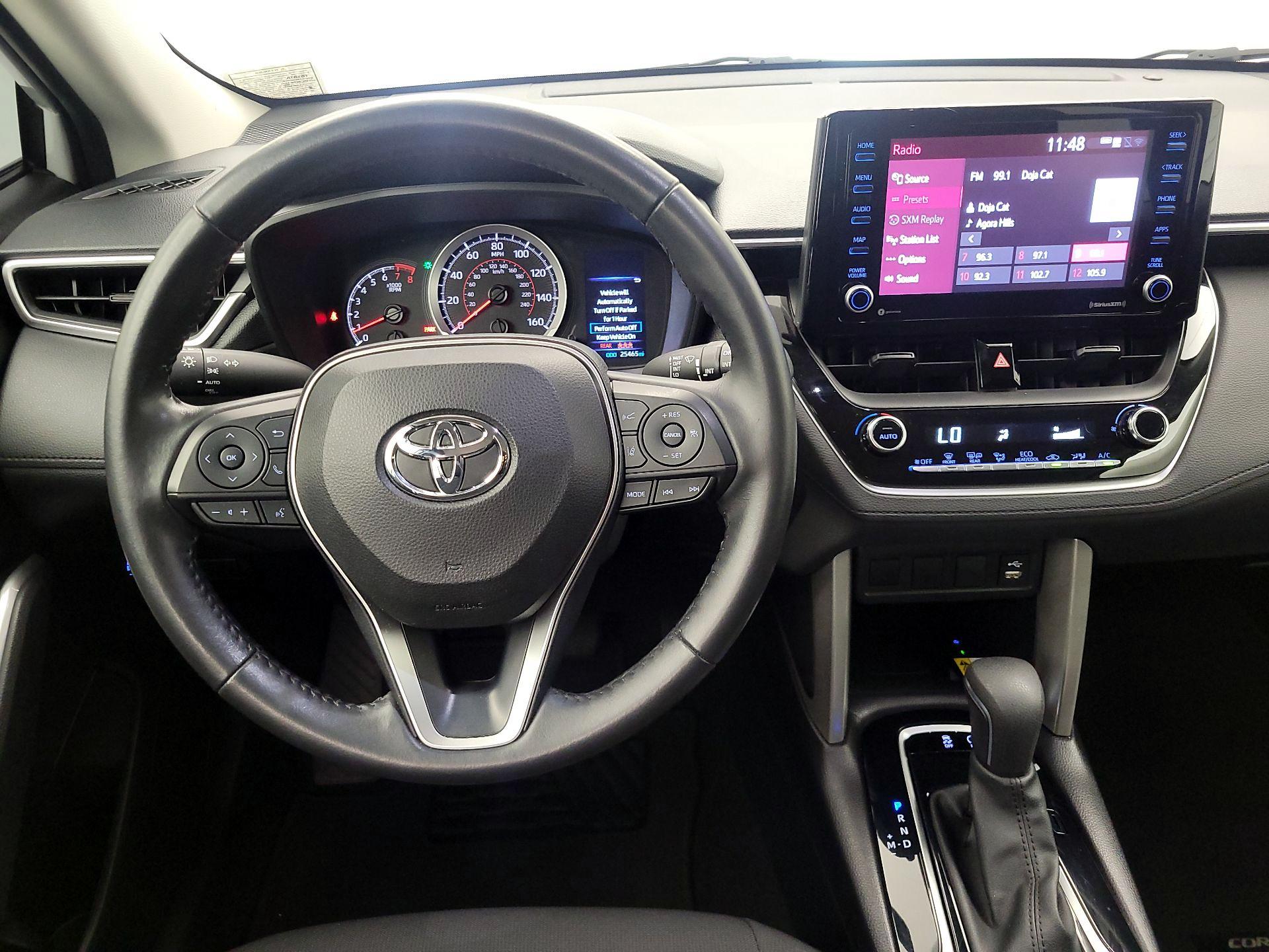 Thumbnail: 2022 Toyota Corolla Cross - 10