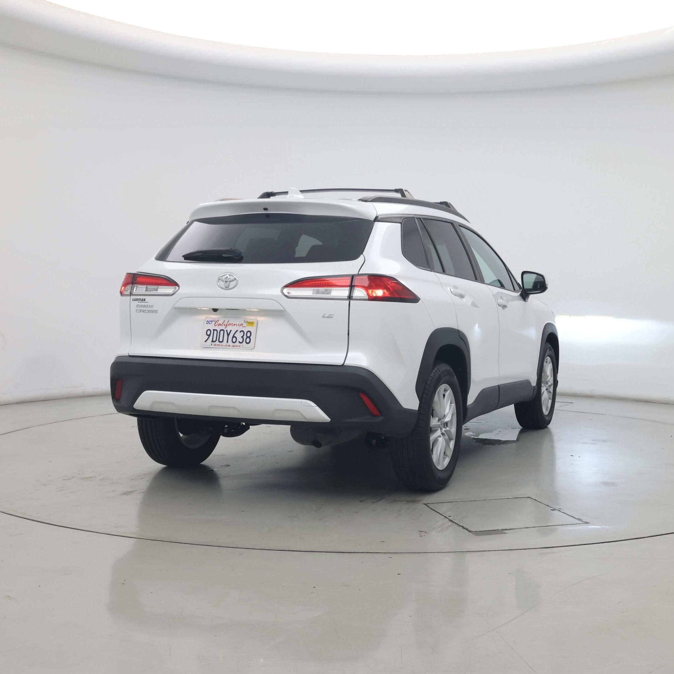 Thumbnail: 2022 Toyota Corolla Cross - 8