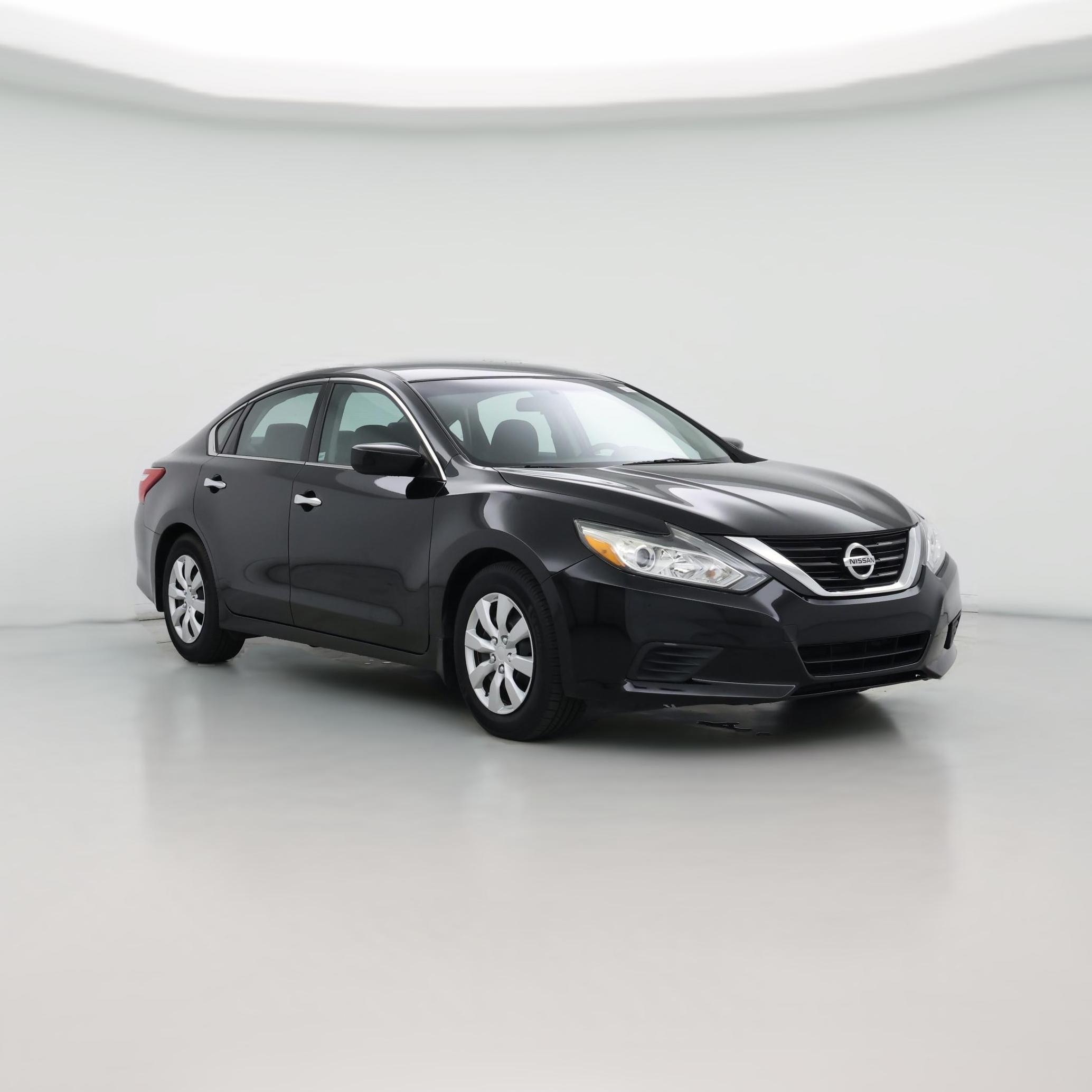 Thumbnail: 2017 Nissan Altima - 1