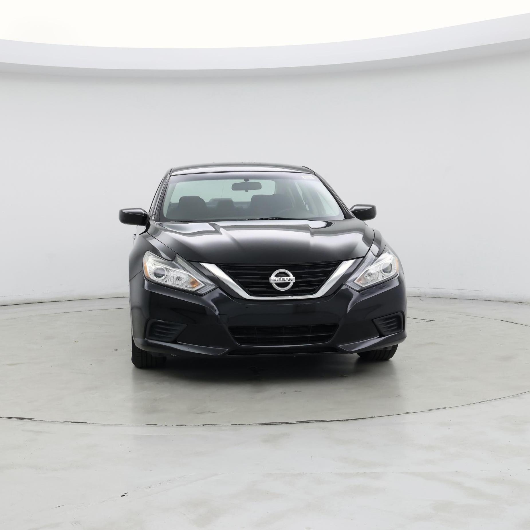 Thumbnail: 2017 Nissan Altima - 5