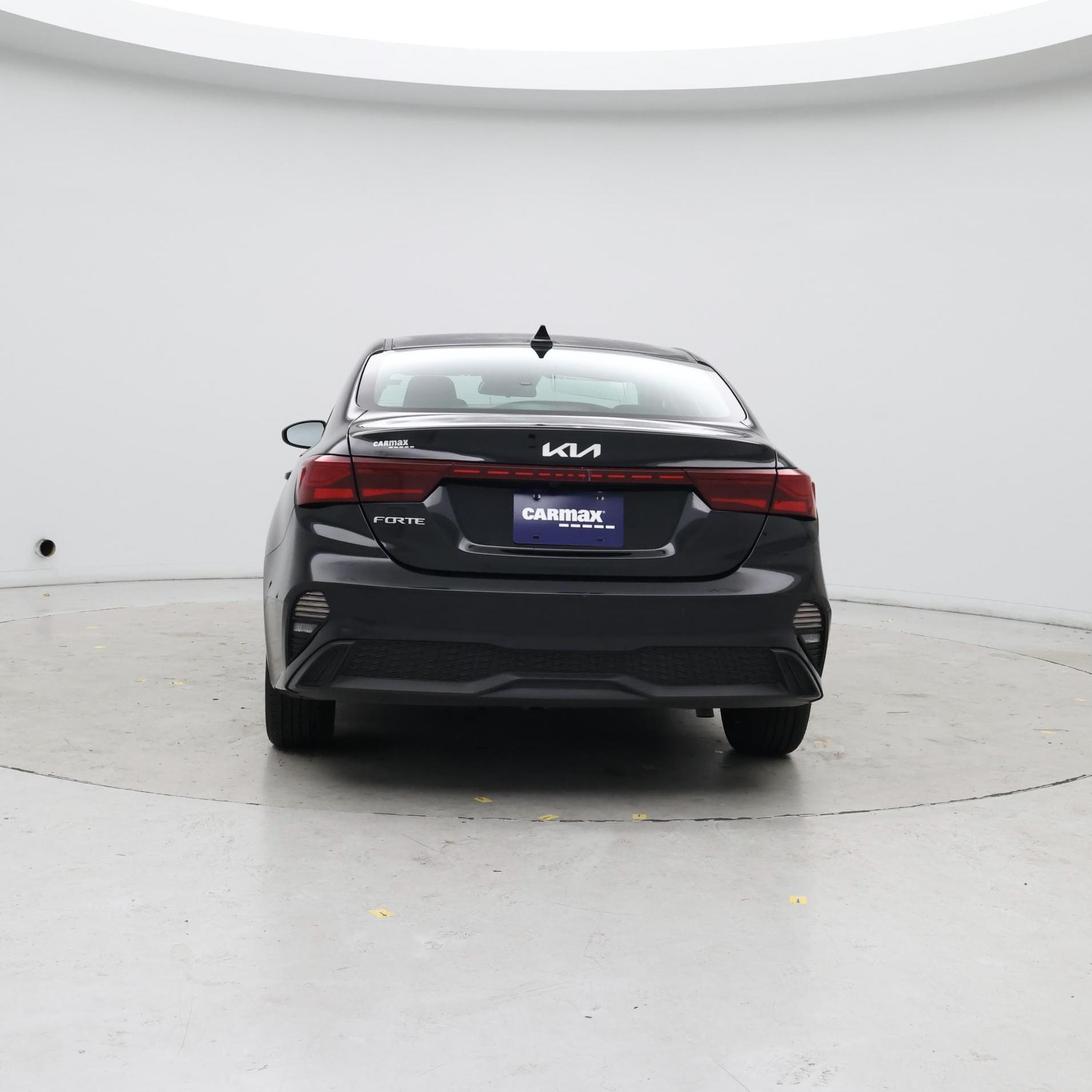 Thumbnail: 2023 Kia Forte - 6