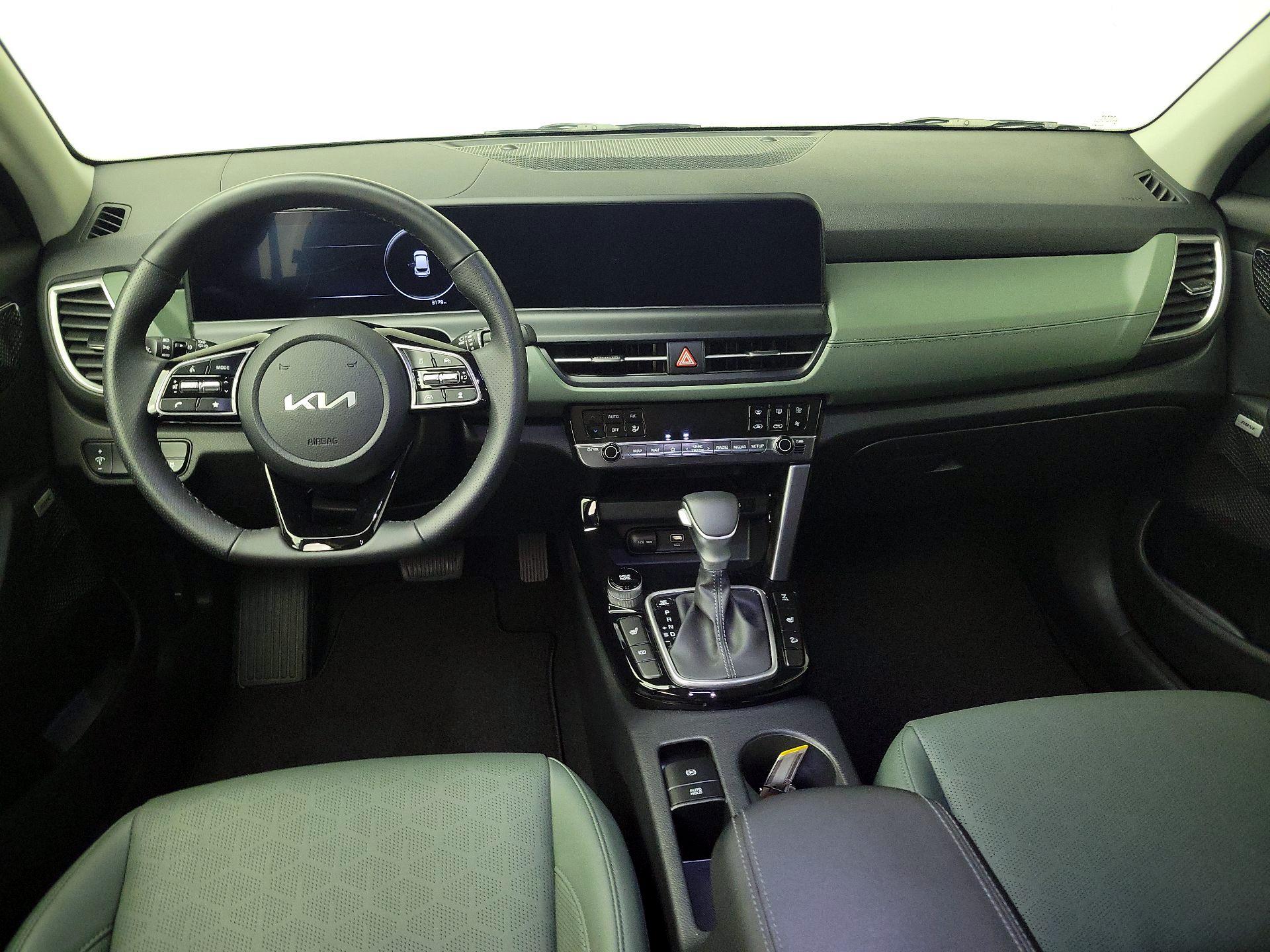 Thumbnail: 2024 Kia Seltos - 9