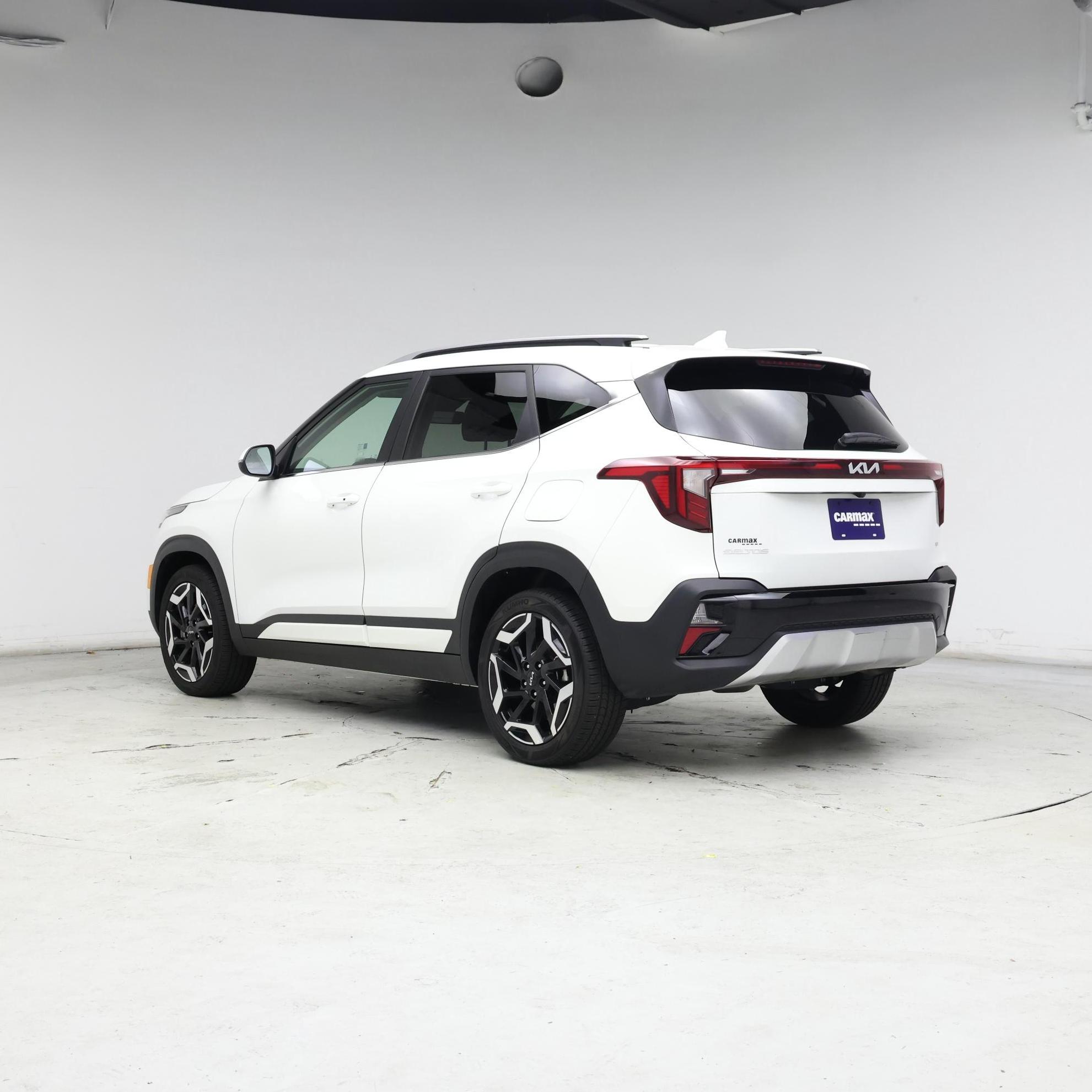 Thumbnail: 2024 Kia Seltos - 2