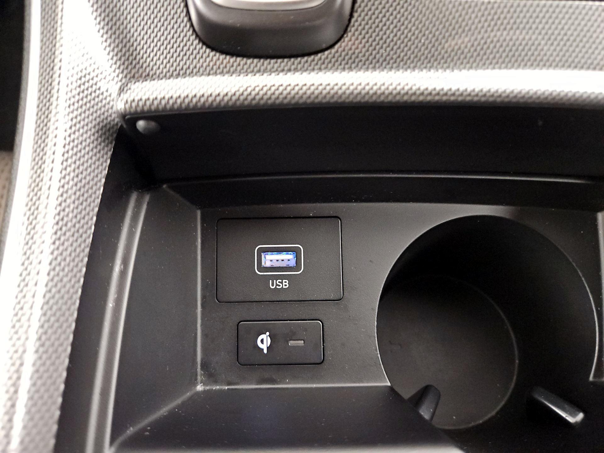 Thumbnail: 2023 Hyundai Santa Fe - 19