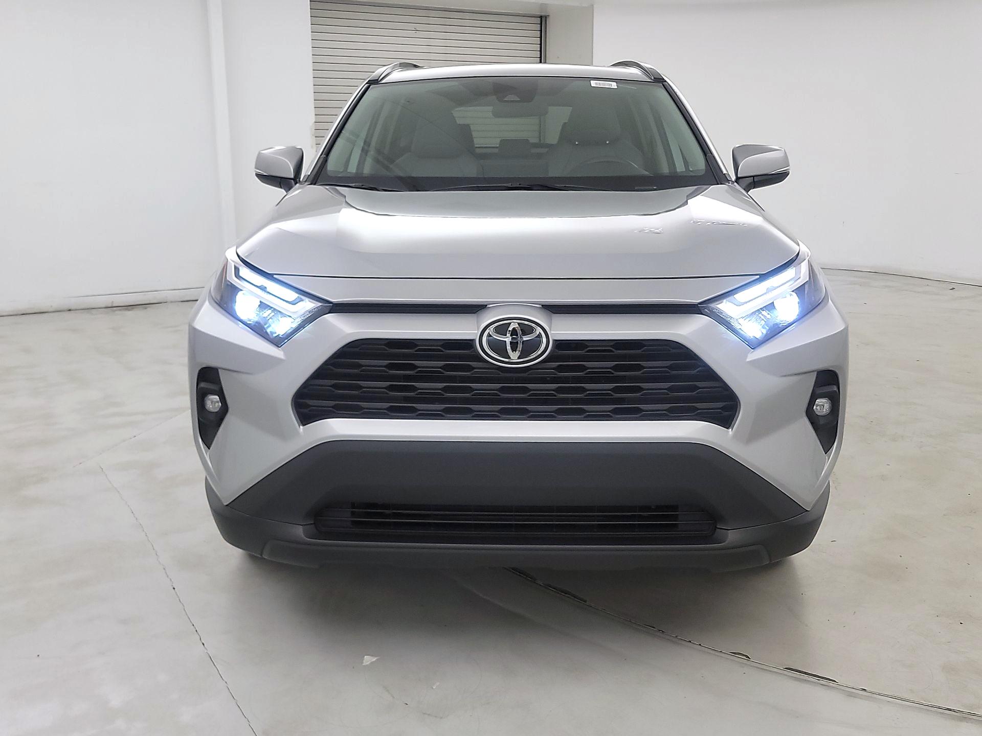 Thumbnail: 2022 Toyota RAV4 - 2