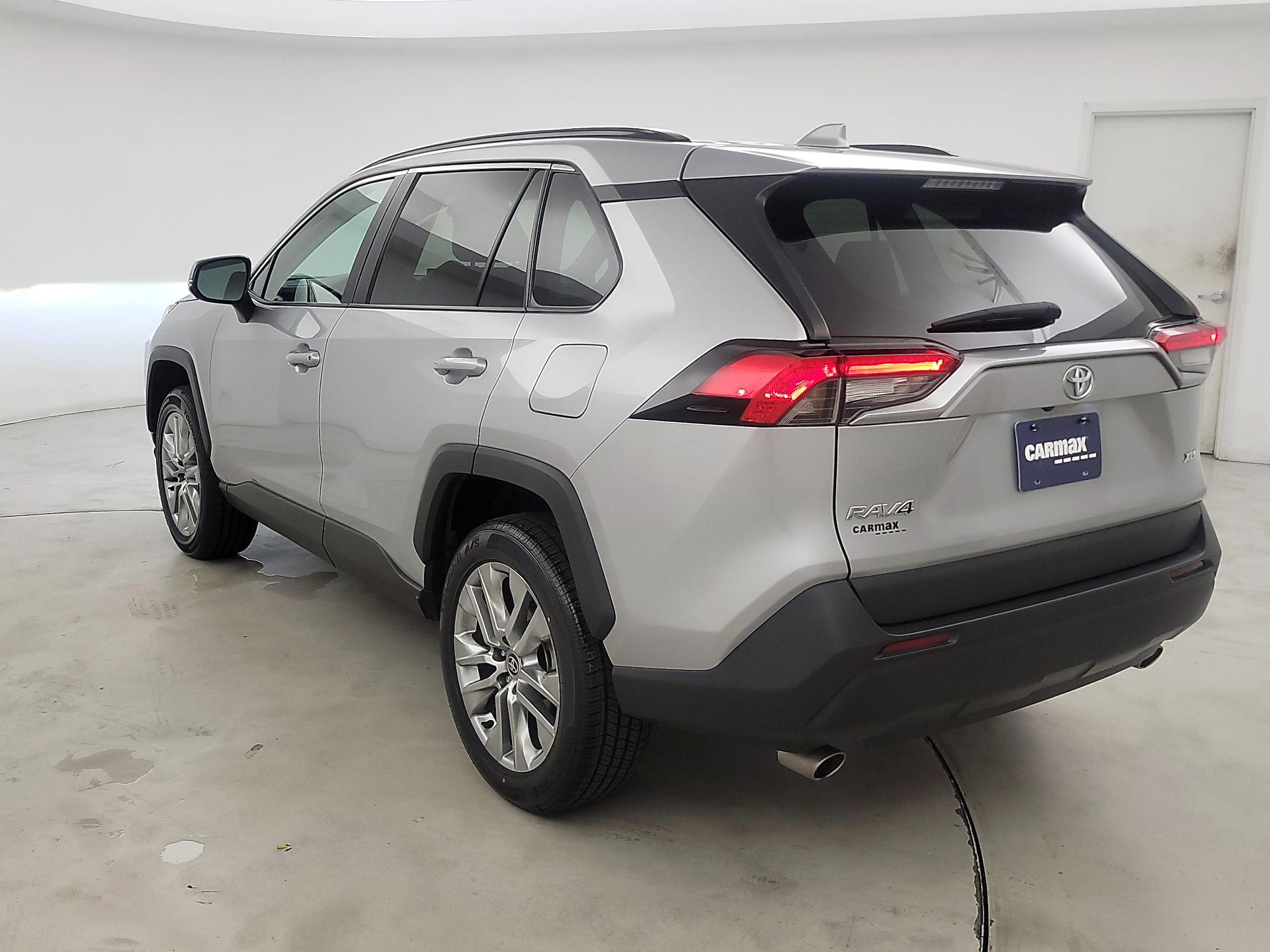 Thumbnail: 2022 Toyota RAV4 - 7