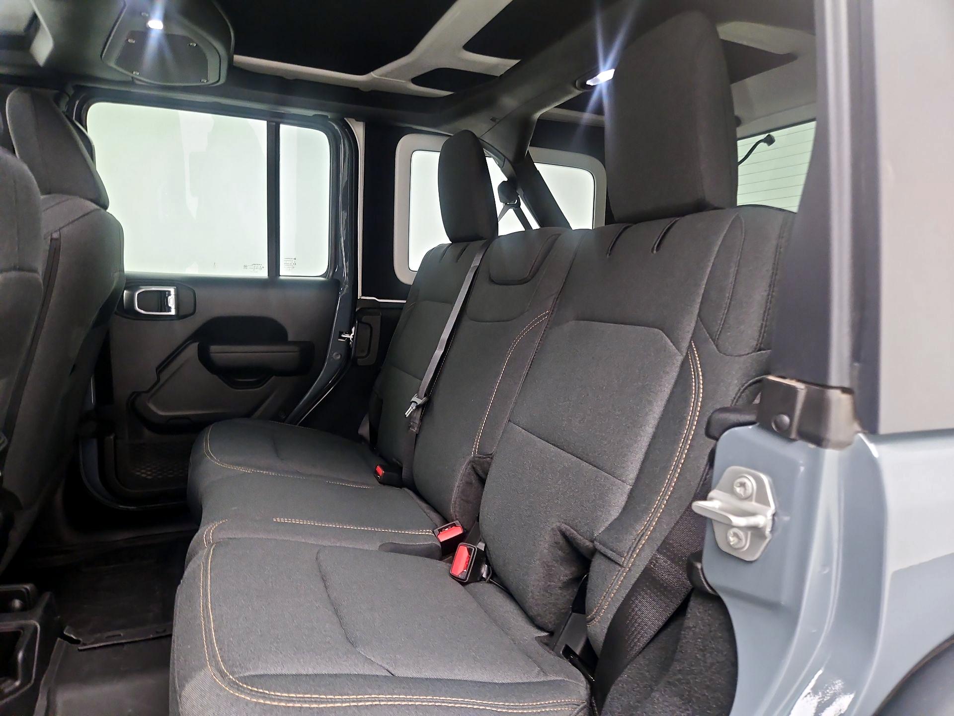 Thumbnail: 2024 Jeep Wrangler - 19