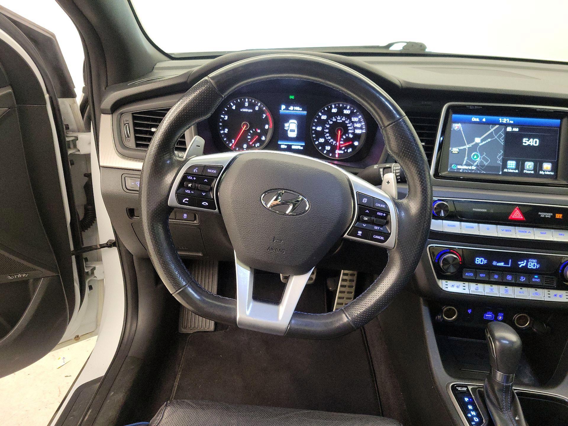 Thumbnail: 2019 Hyundai Sonata - 10