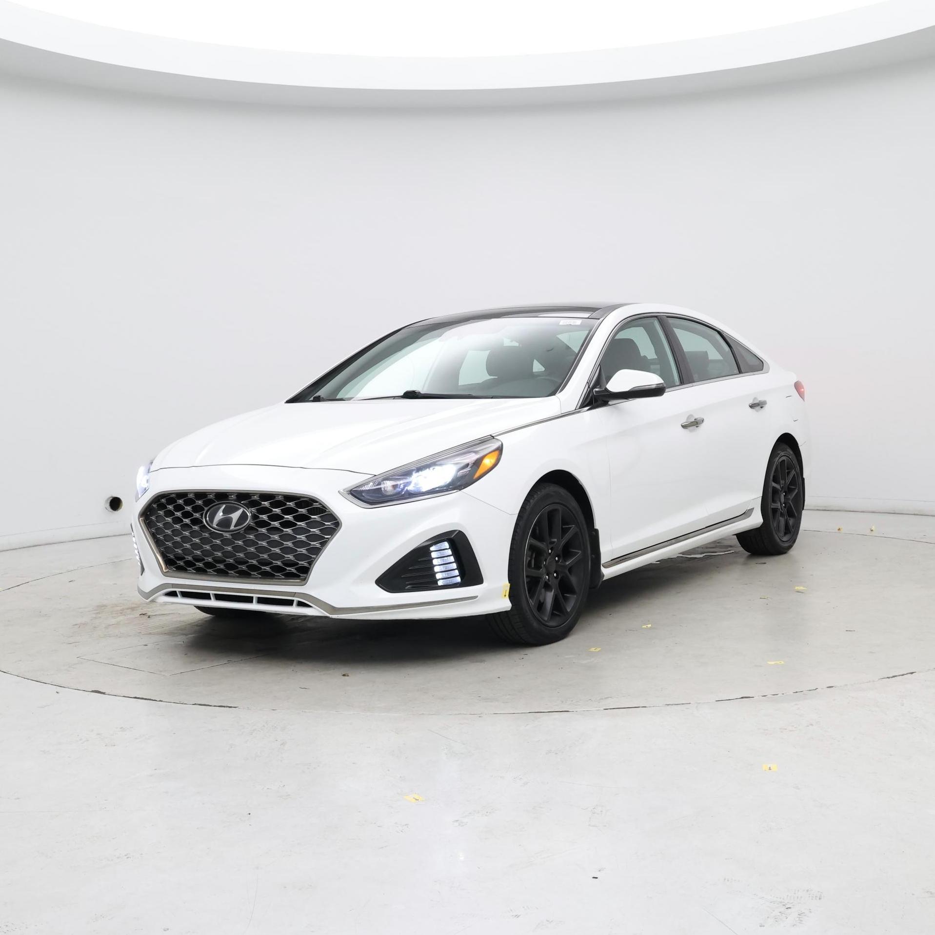 Thumbnail: 2019 Hyundai Sonata - 4