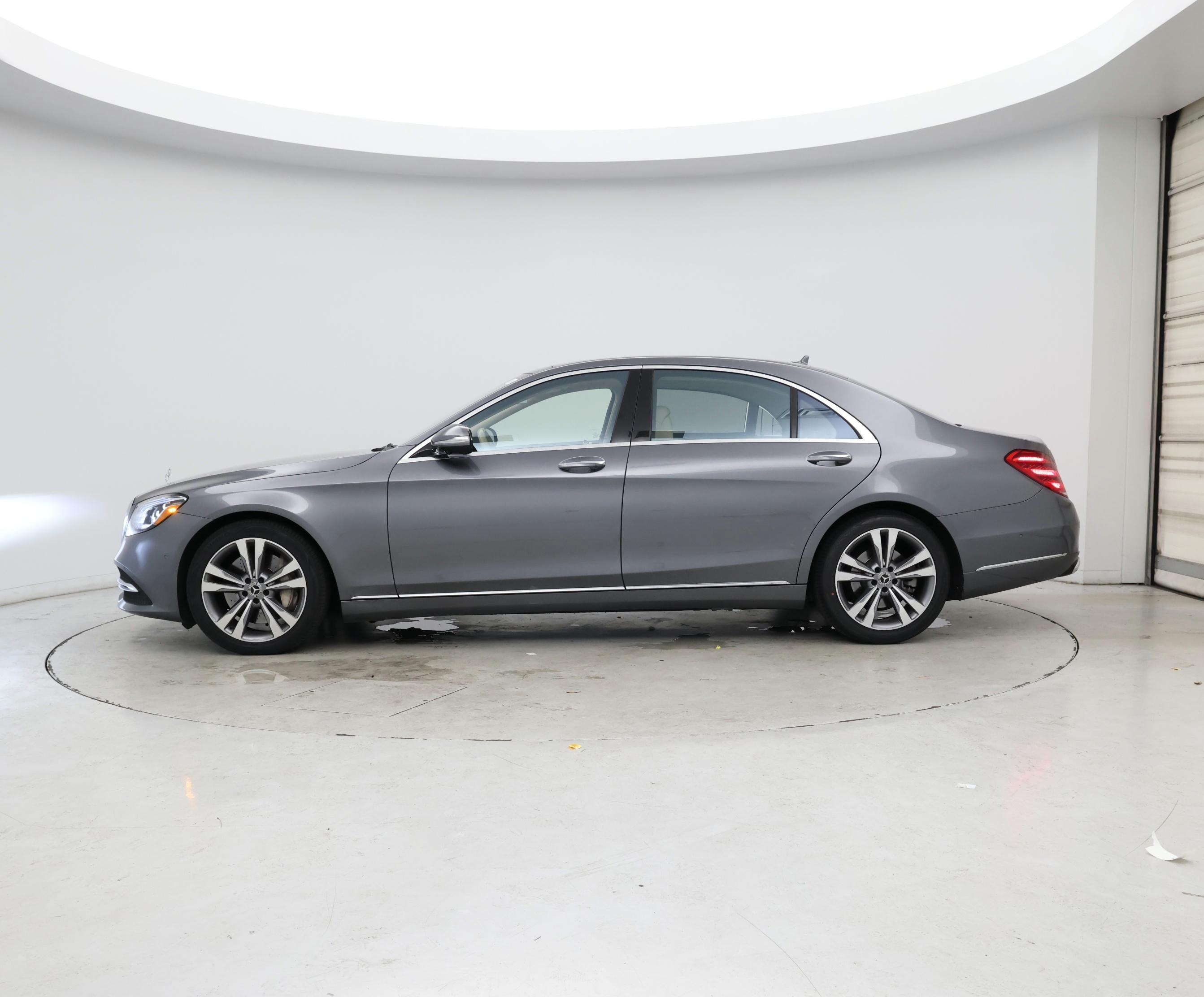 Thumbnail: 2018 Mercedes-Benz S-Class - 3