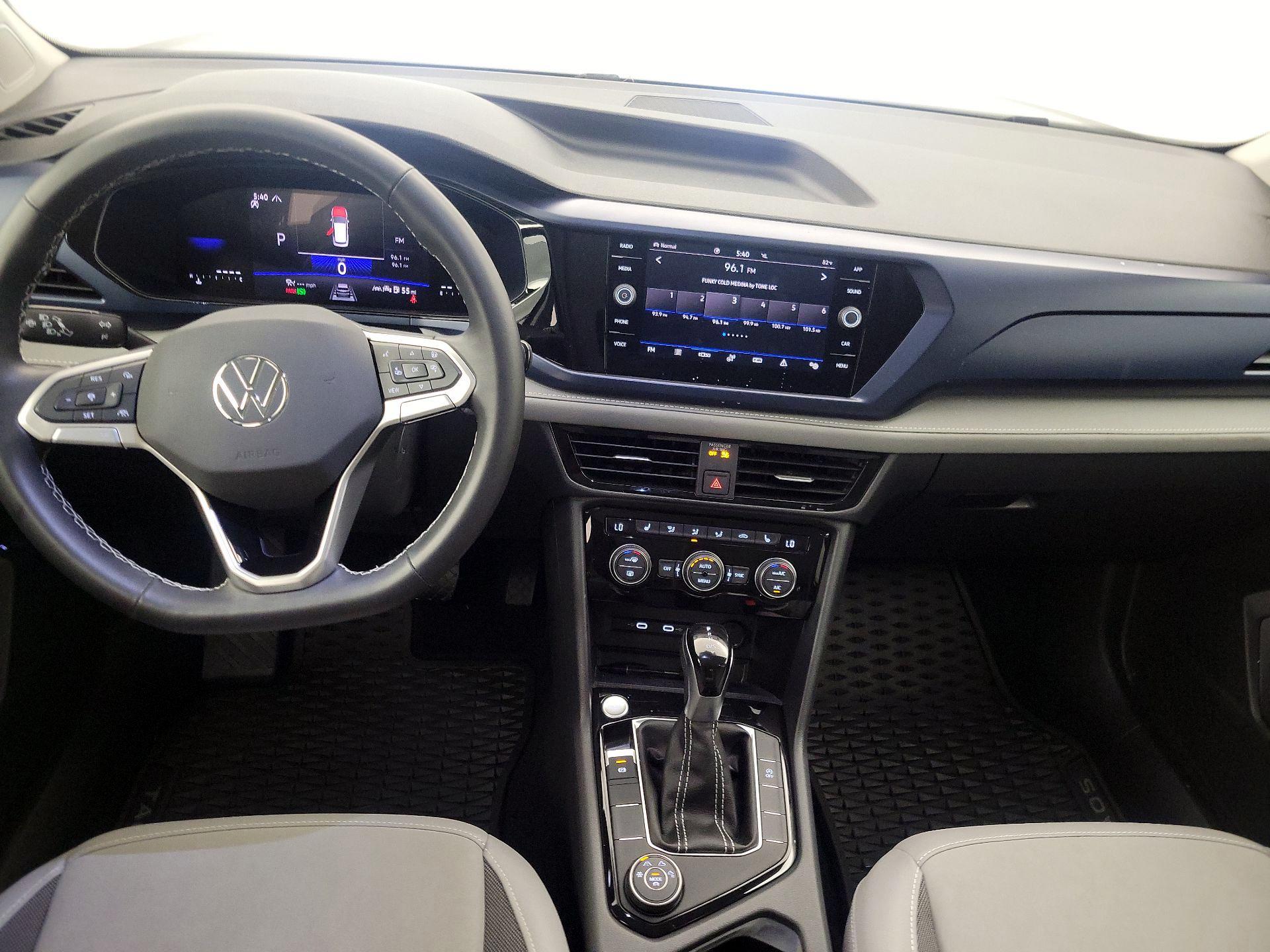 Thumbnail: 2024 Volkswagen Taos - 9