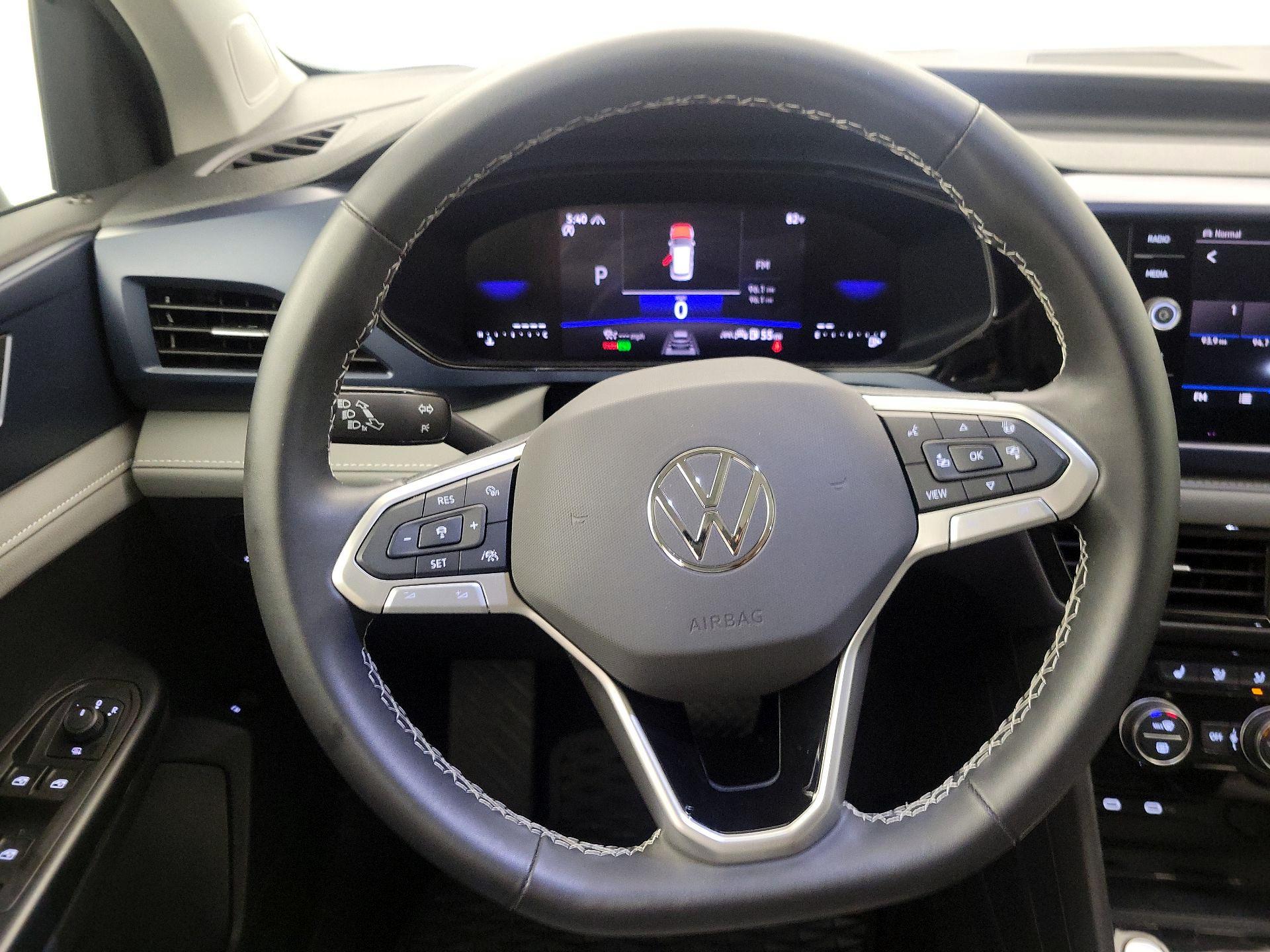 Thumbnail: 2024 Volkswagen Taos - 10