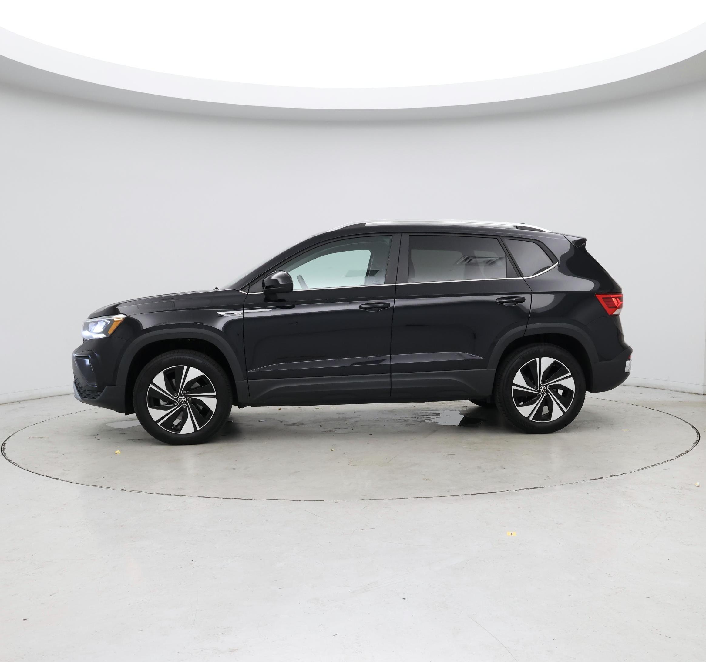Thumbnail: 2024 Volkswagen Taos - 3