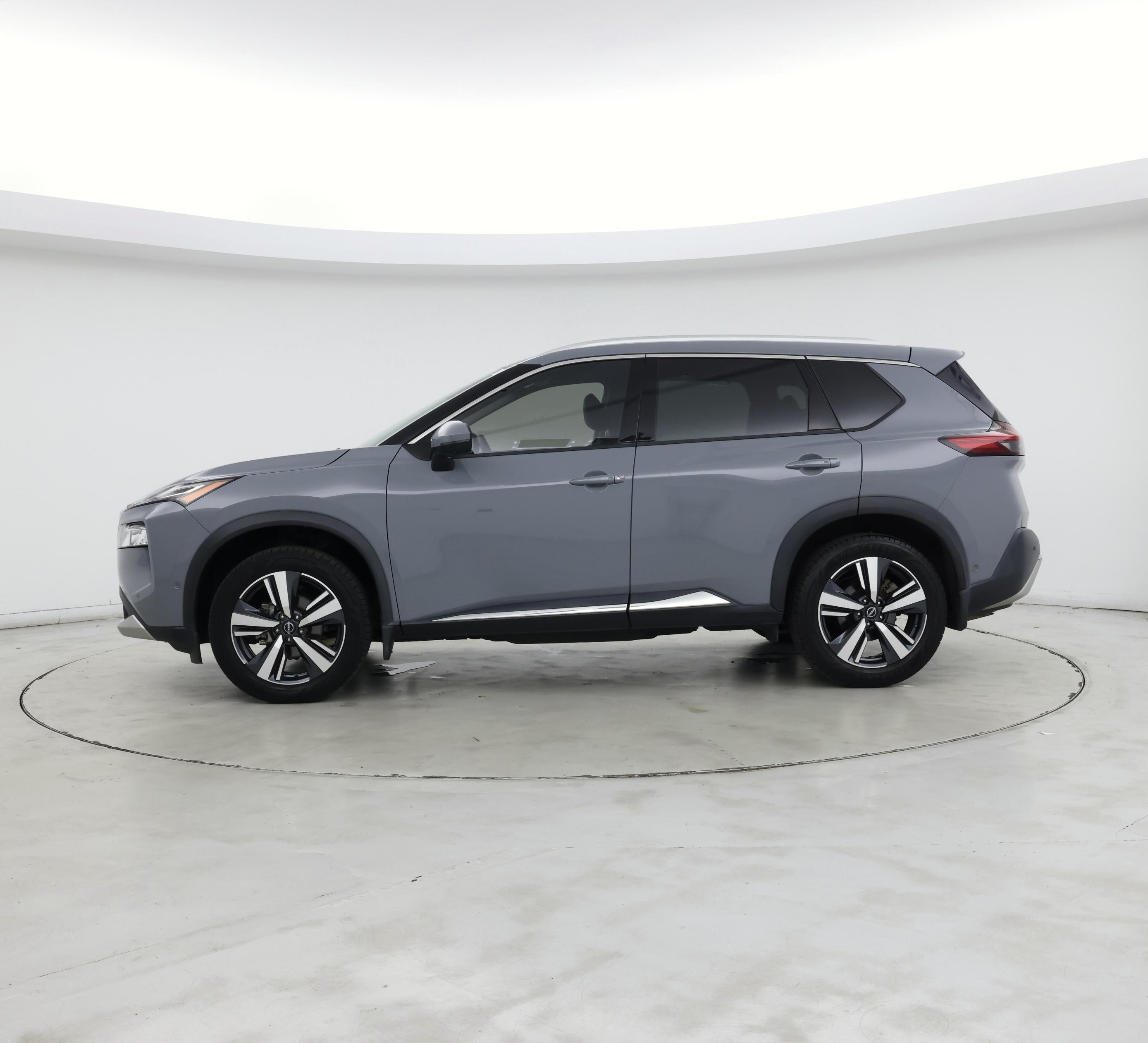 Thumbnail: 2022 Nissan Rogue - 3