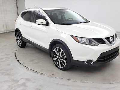 White 2017 Nissan Rogue Sport SL