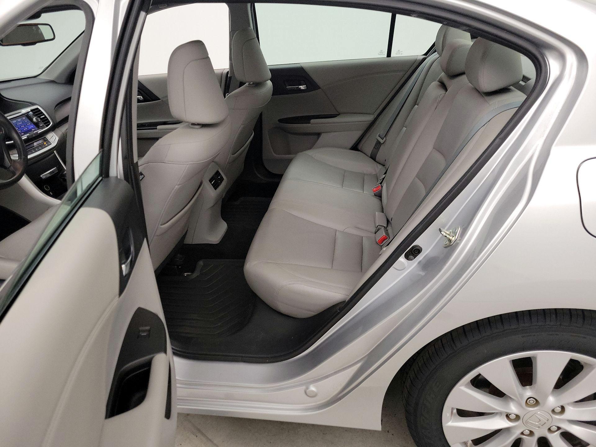 Thumbnail: 2015 Honda Accord - 20