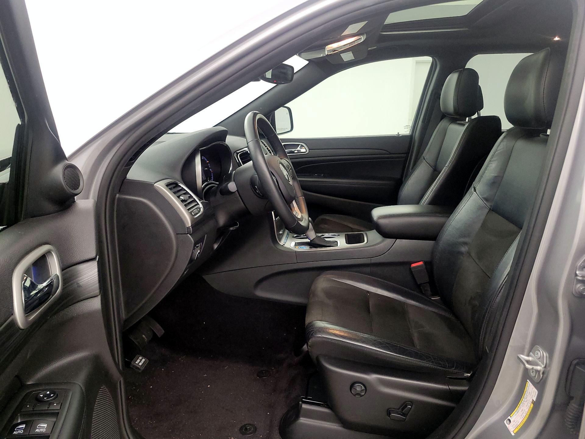 Thumbnail: 2019 Jeep Grand Cherokee - 9