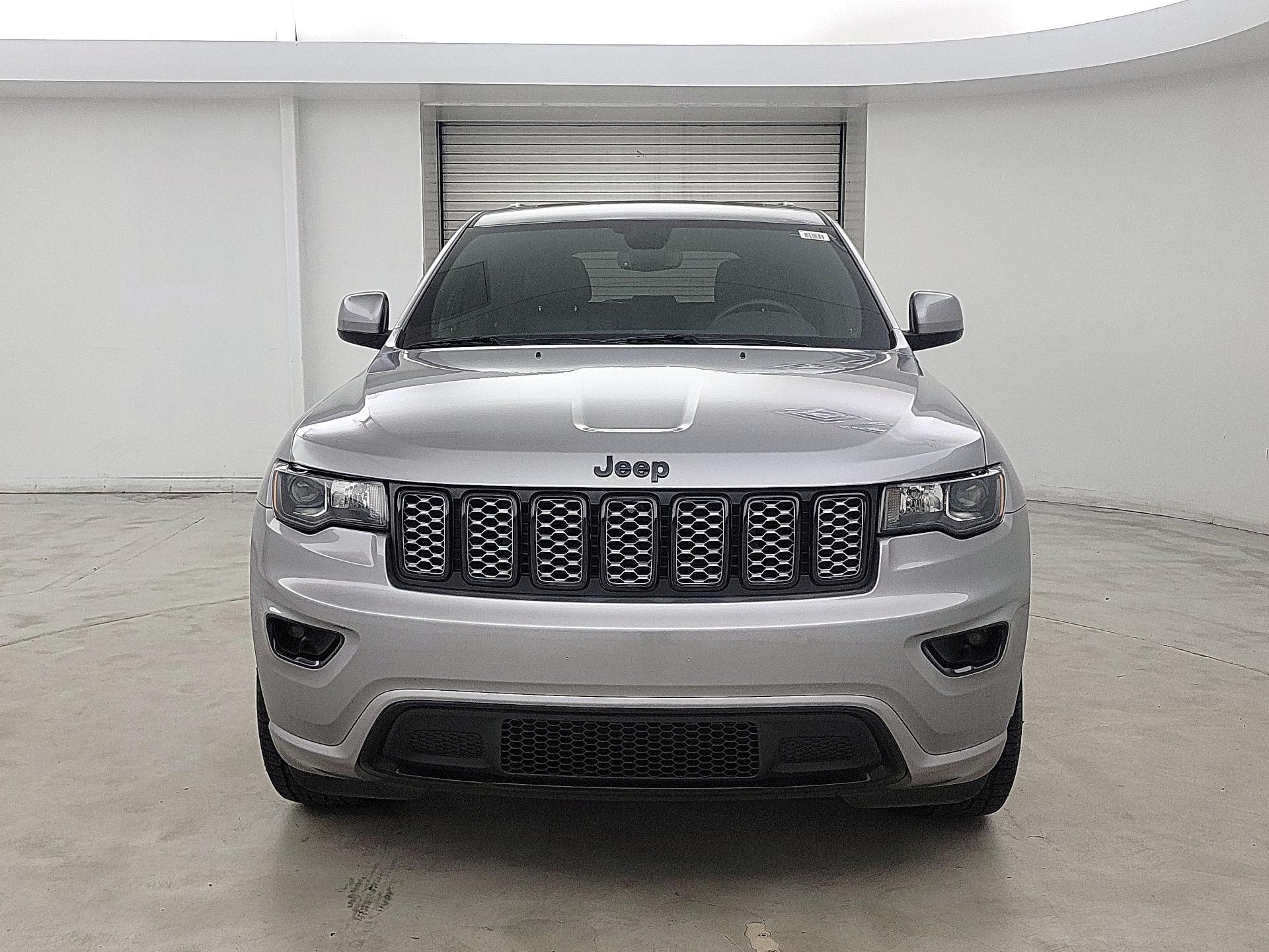 Thumbnail: 2019 Jeep Grand Cherokee - 2