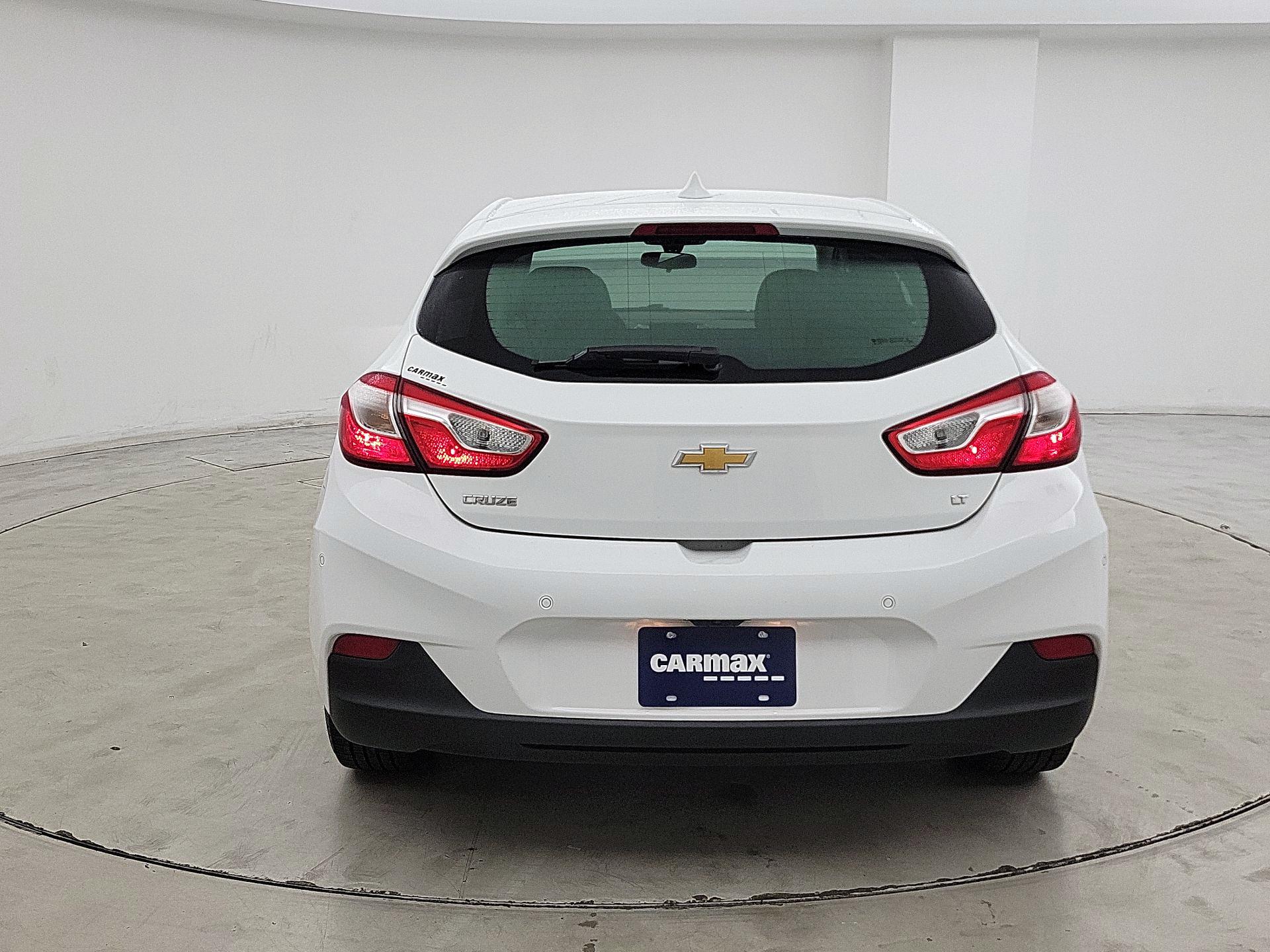 Thumbnail: 2019 Chevrolet Cruze - 6