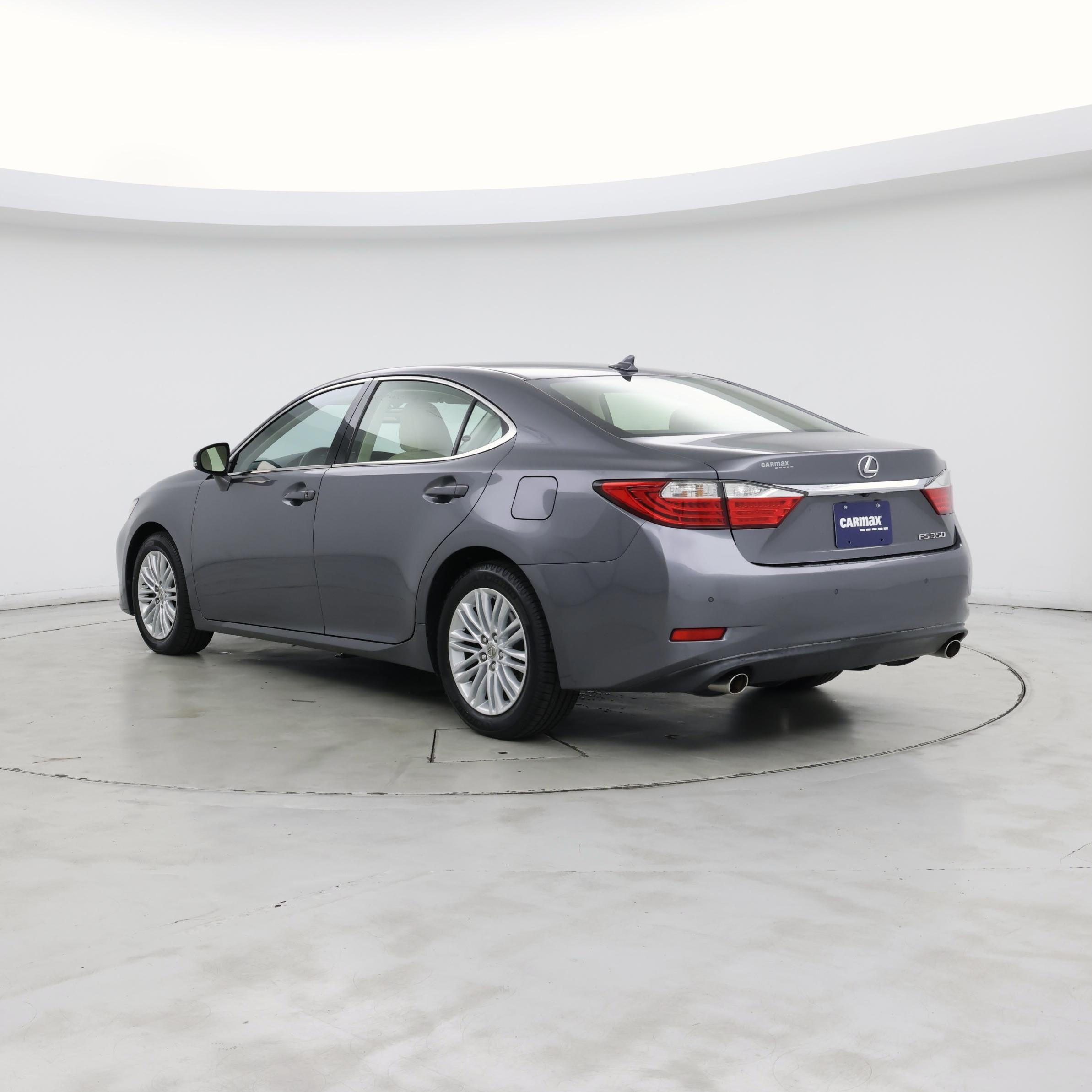 Thumbnail: 2014 Lexus ES - 2