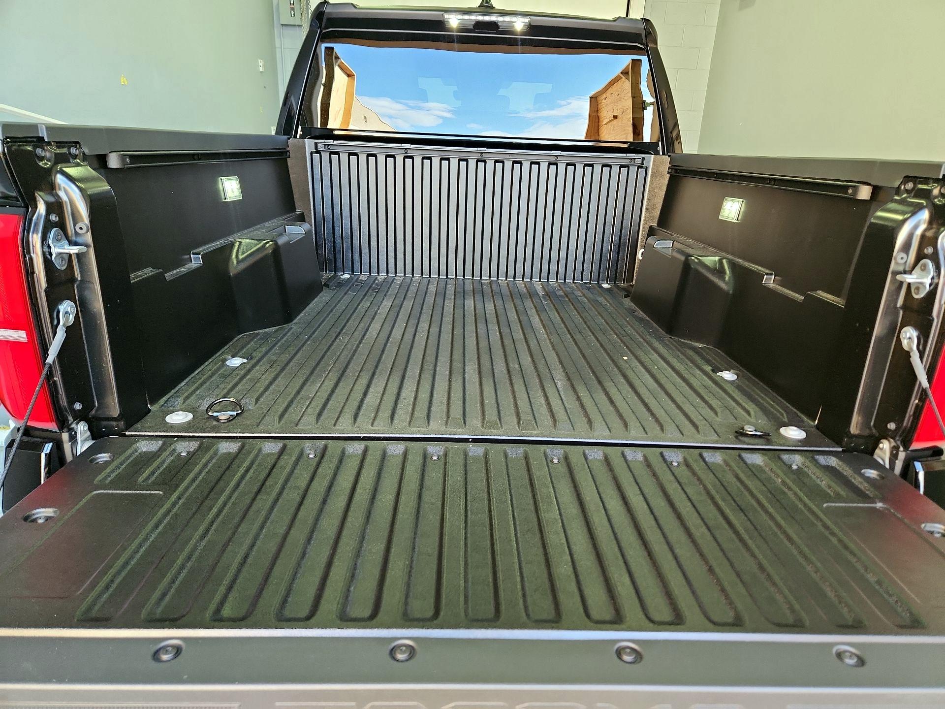 Thumbnail: 2025 Toyota Tacoma - 18