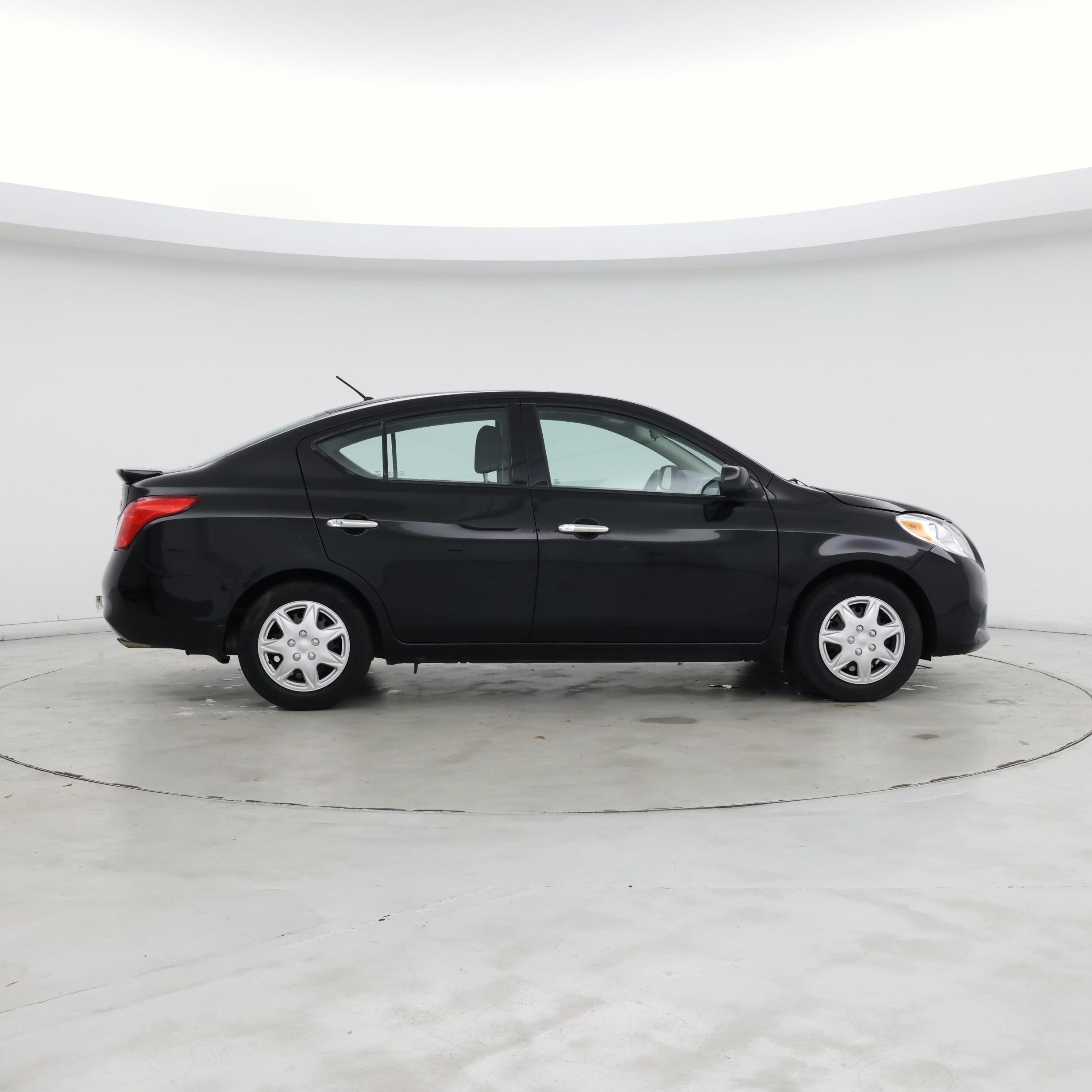 Thumbnail: 2014 Nissan Versa - 7