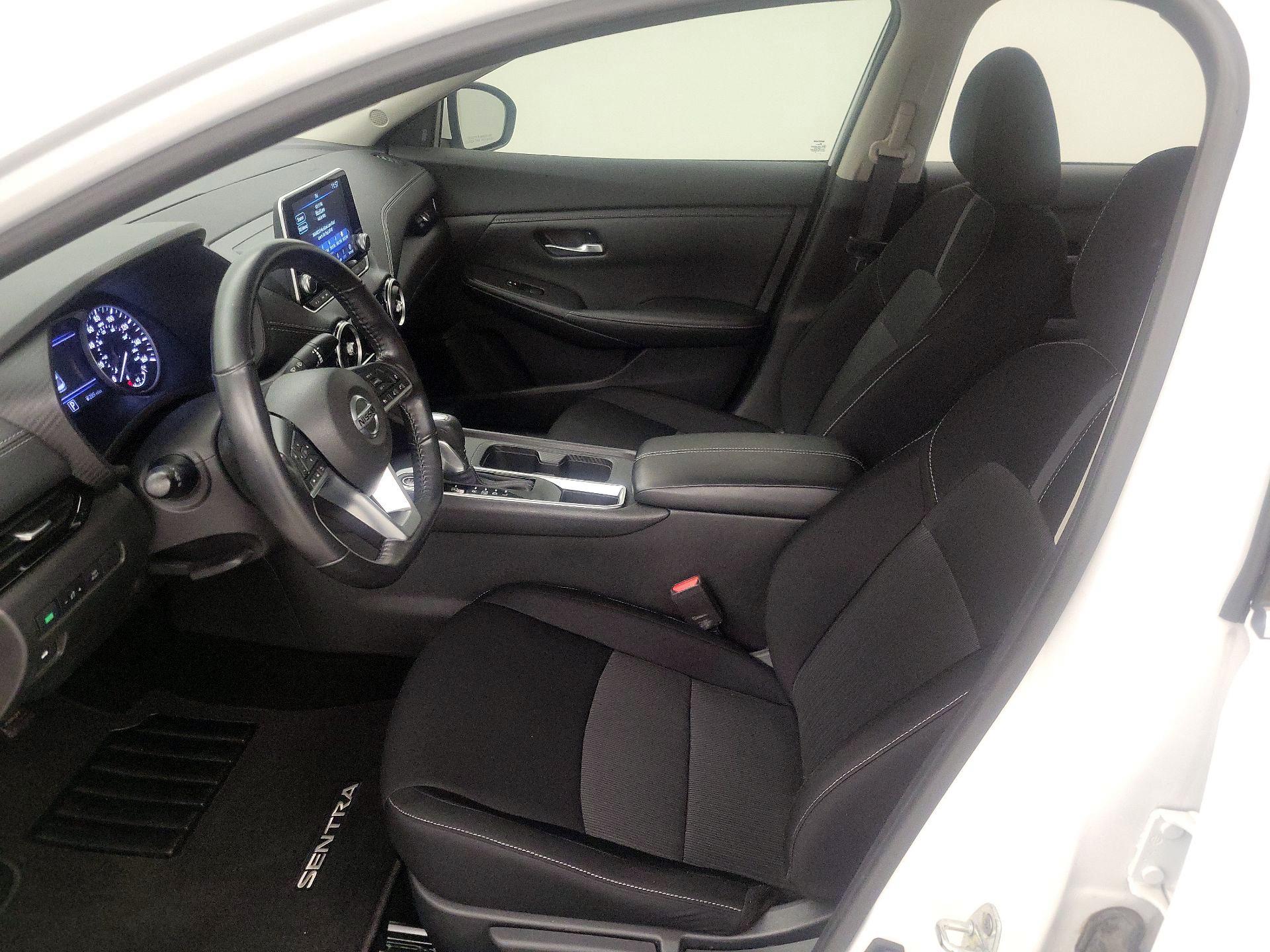 Thumbnail: 2021 Nissan Sentra - 11