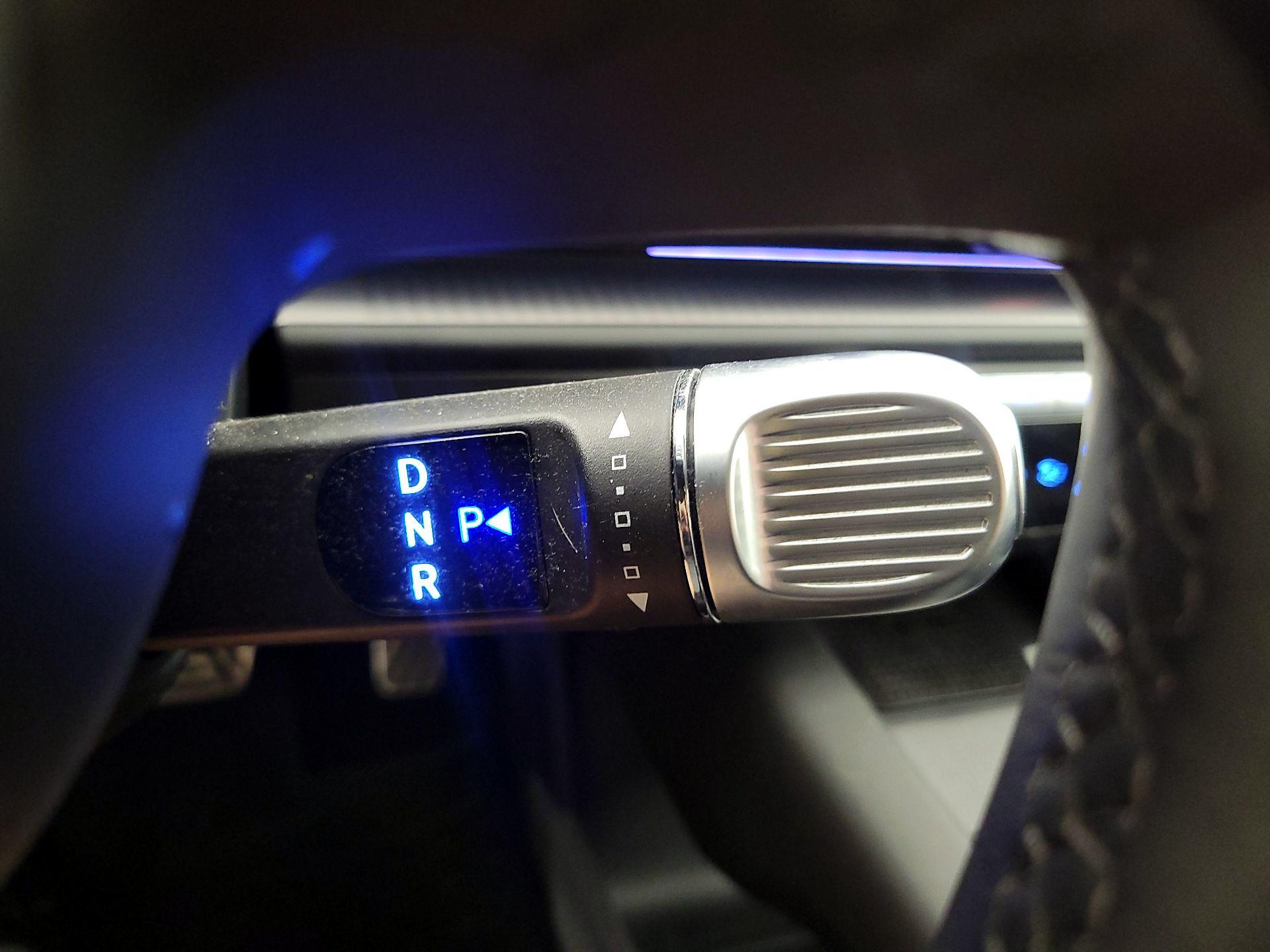 Thumbnail: 2023 Hyundai Ioniq 6 - 16