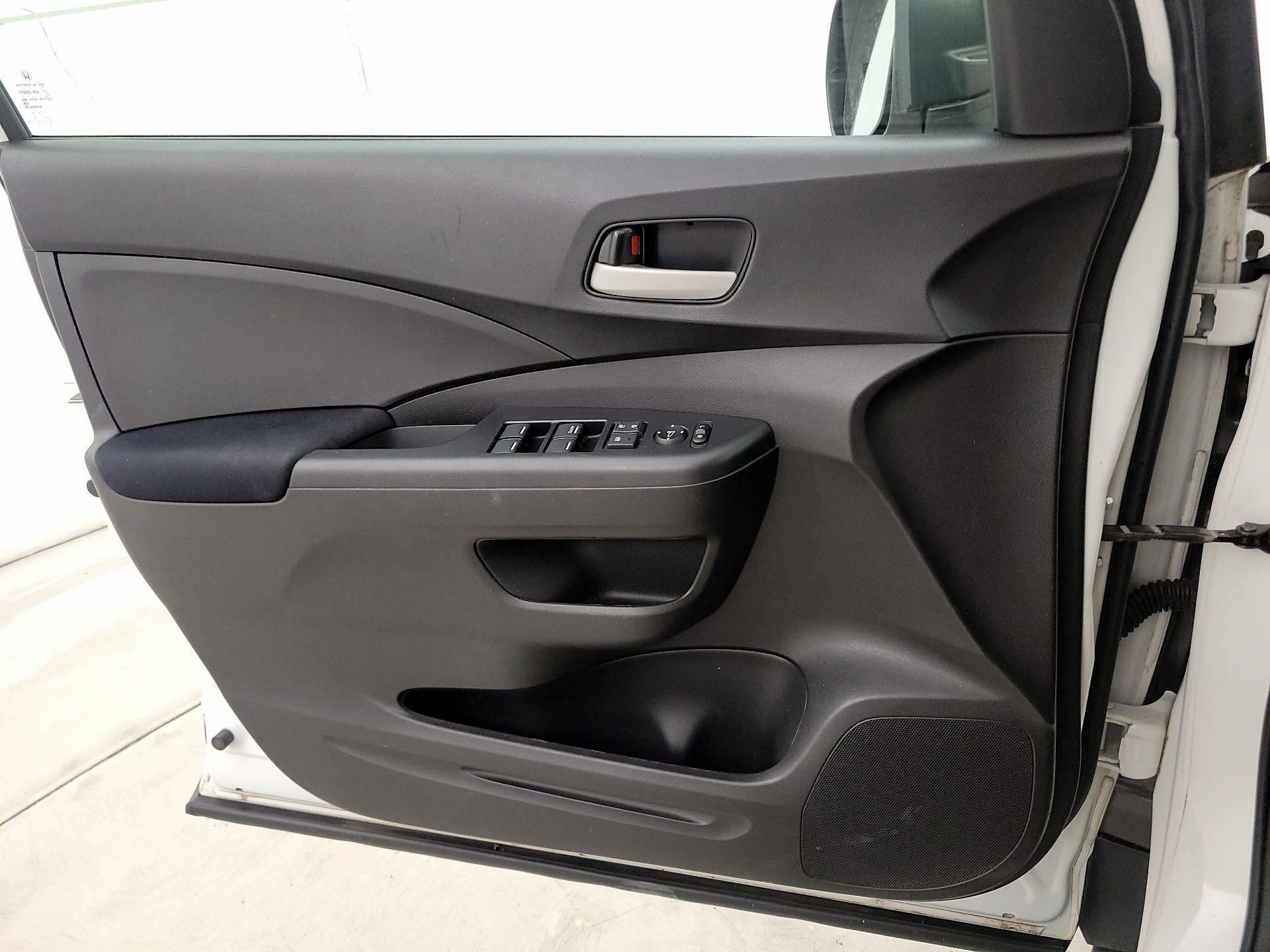 Thumbnail: 2016 Honda CR-V - 10