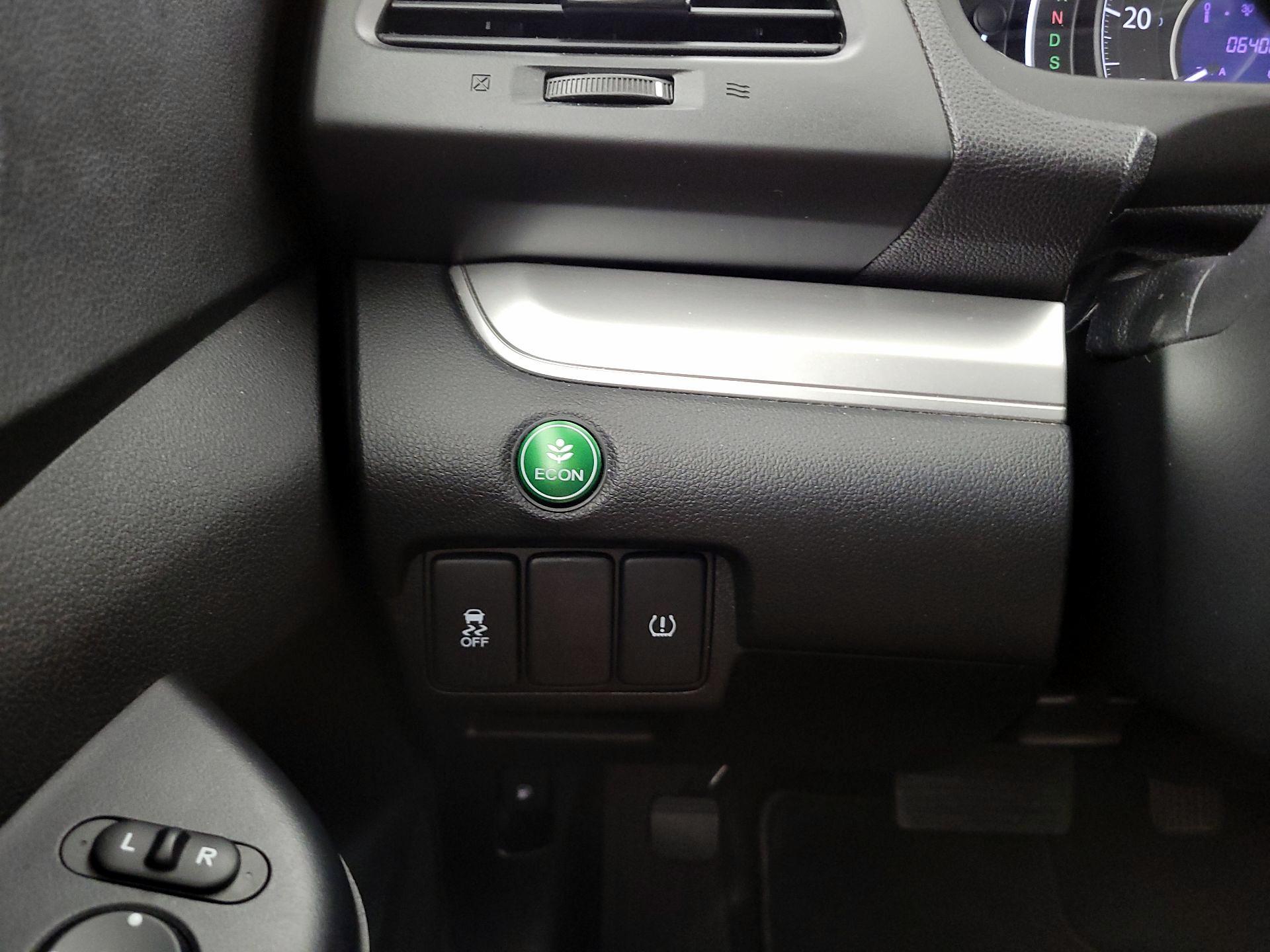 Thumbnail: 2016 Honda CR-V - 11