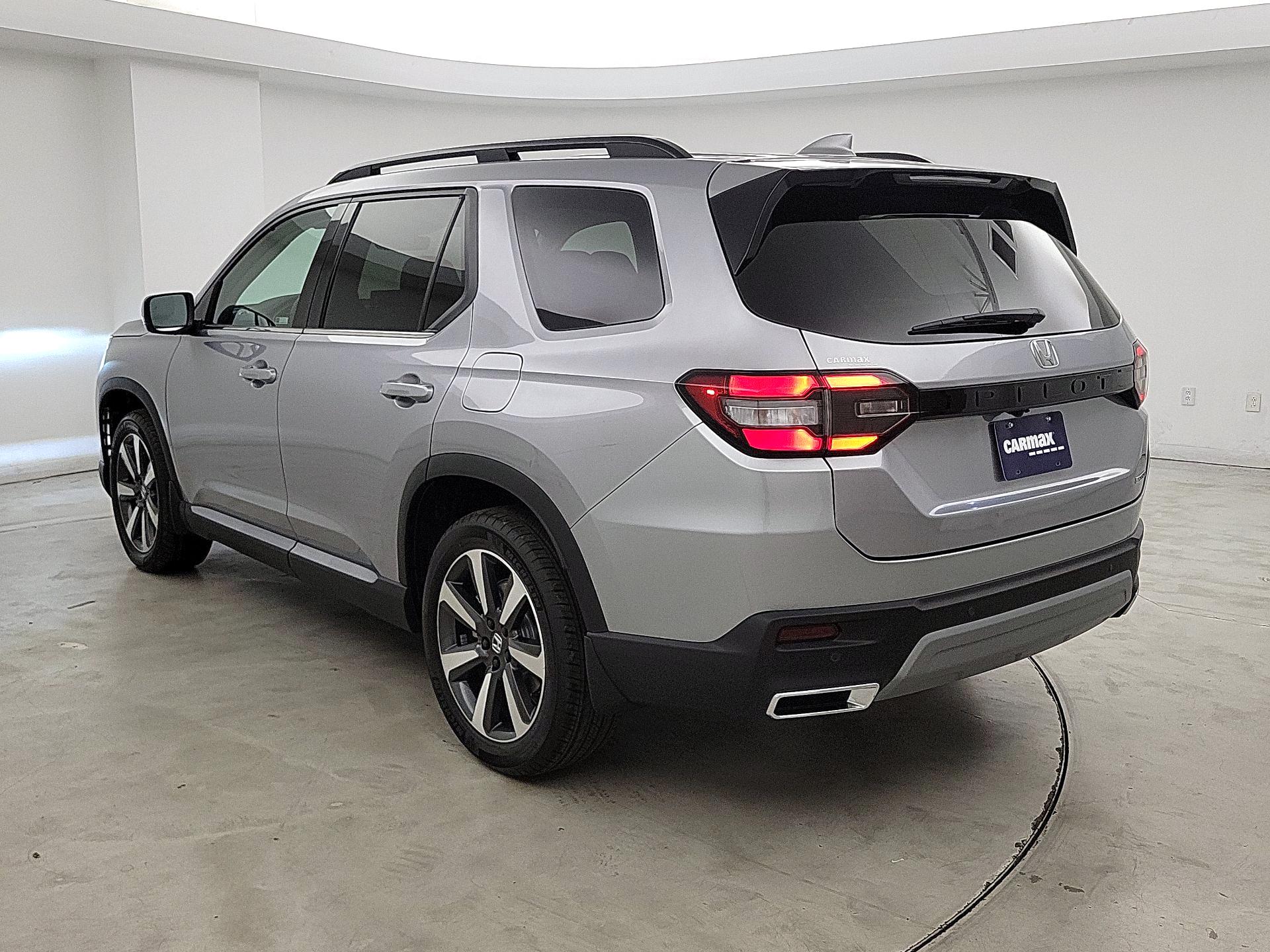 Thumbnail: 2025 Honda Pilot - 7