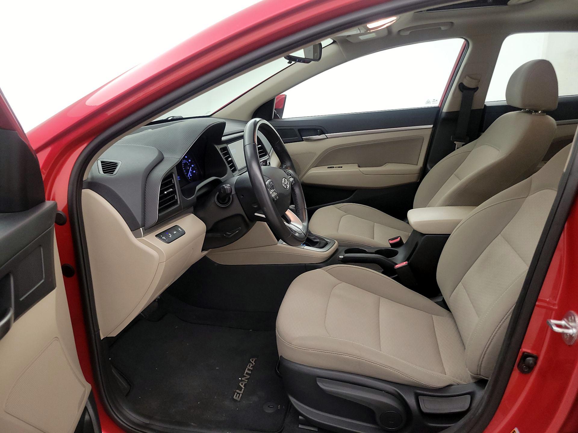 Thumbnail: 2020 Hyundai Elantra - 11