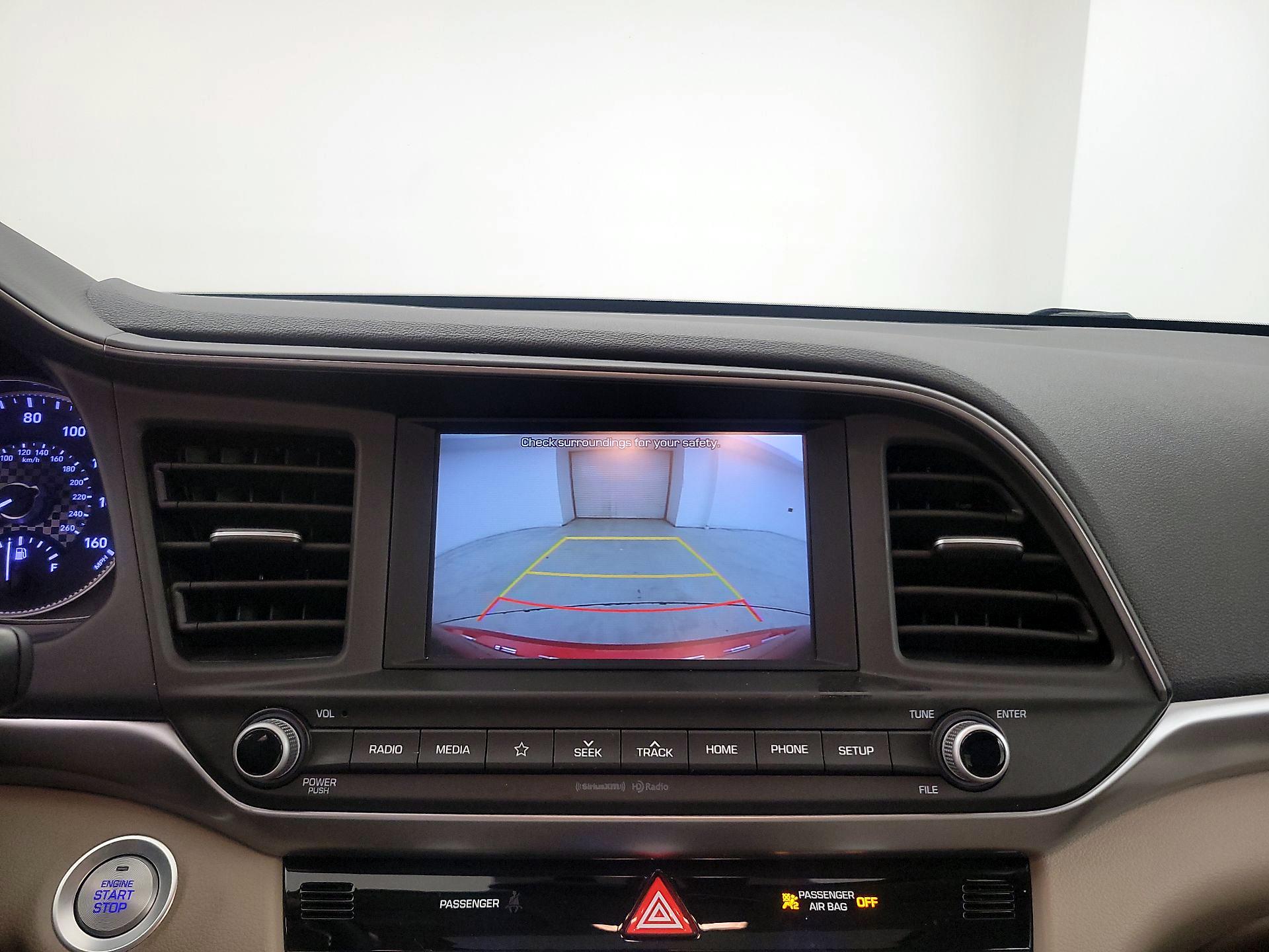 Thumbnail: 2020 Hyundai Elantra - 14