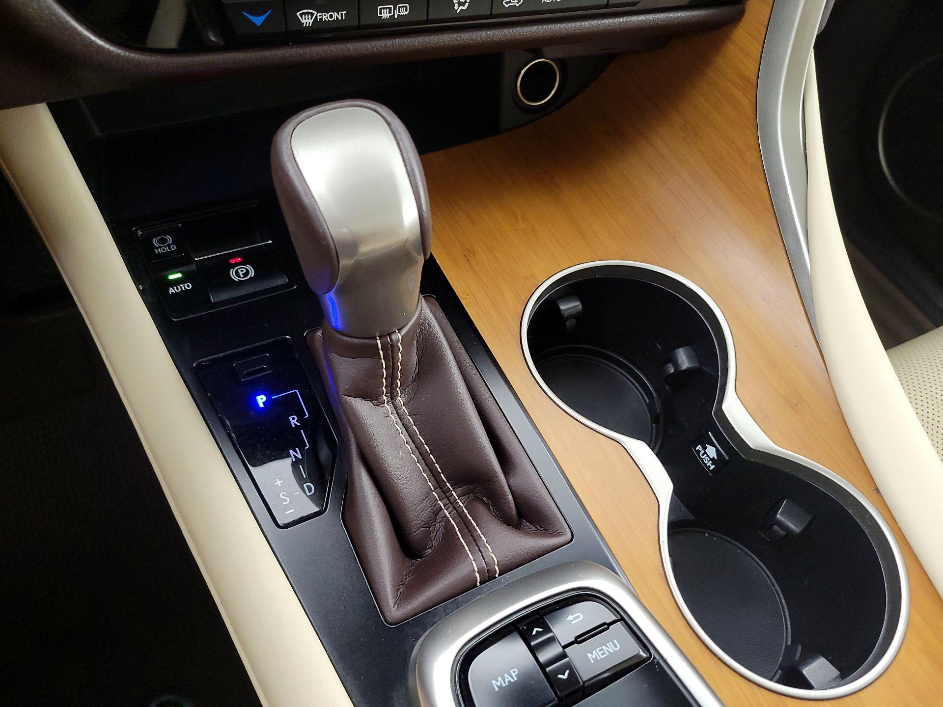 Thumbnail: 2019 Lexus RX - 18